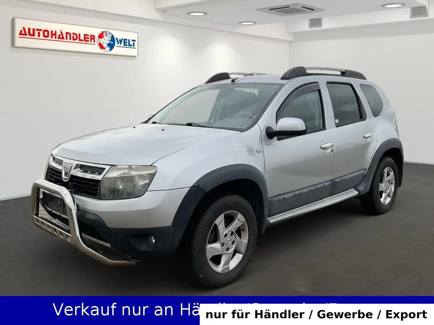 Dacia Duster 1.5 dCi Laureate 4x4 Silver - 1