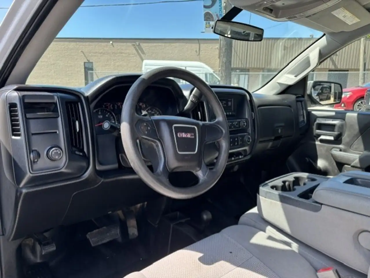 GMC Sierra 1500 снимка GMC Sierra 1500