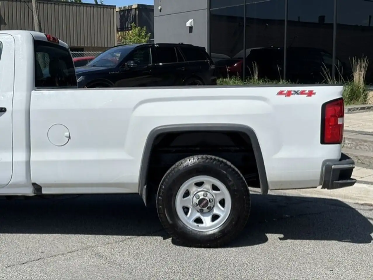 GMC Sierra 1500 снимка GMC Sierra 1500