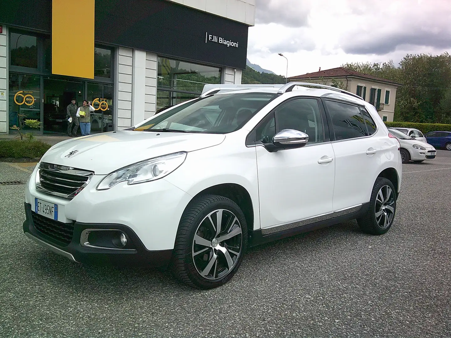 Peugeot 2008 2008 1.6 e-hdi 8v Allure start&stop unicopropriet. Wit - 1