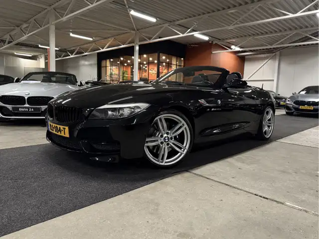 BMW Z4 [E89] sDrive35iS DCT Executive l Youngtimer l Mint