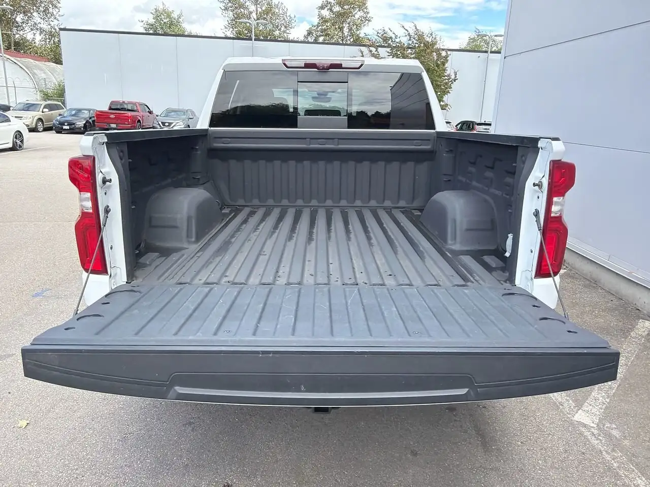 Chevrolet Silverado 1500 снимка Chevrolet Silverado 1500