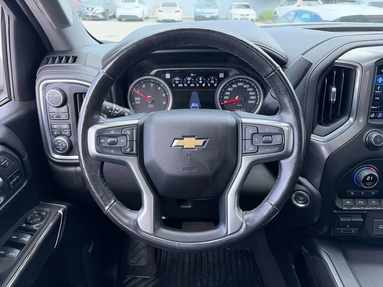 Chevrolet Silverado 1500 снимка Chevrolet Silverado 1500