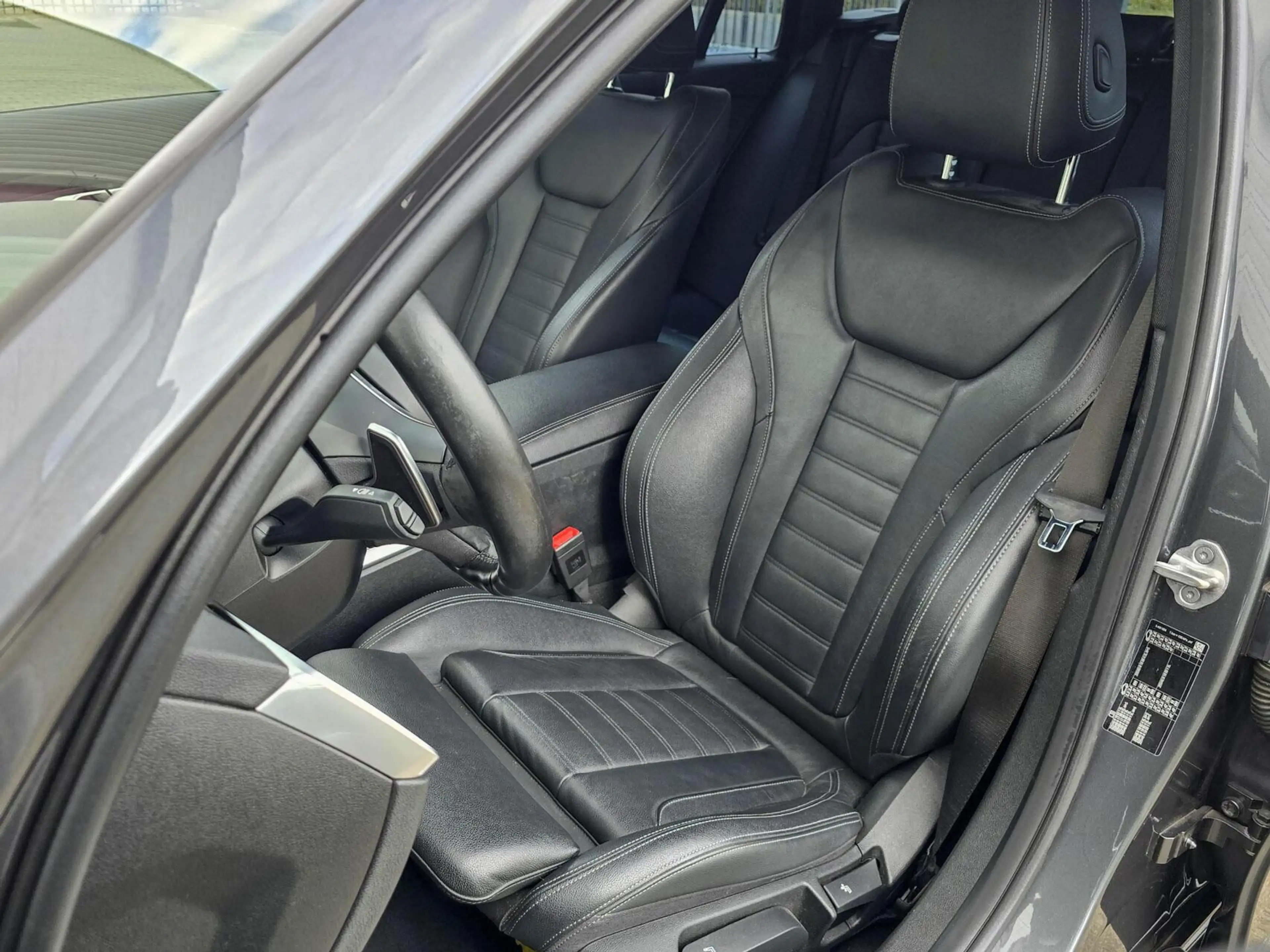 BMW 318 3-serie Touring 318i High Executive Edition — photo 5