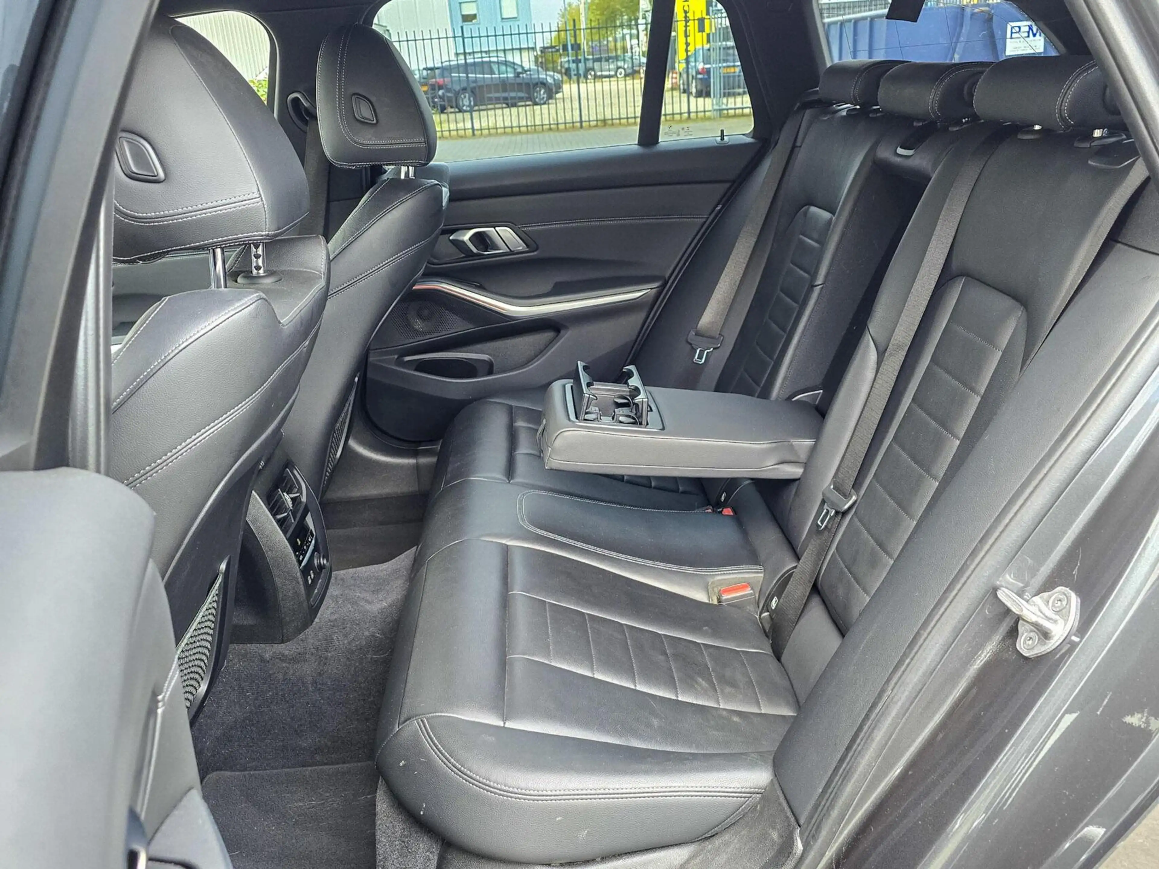 BMW 318 3-serie Touring 318i High Executive Edition — photo 15
