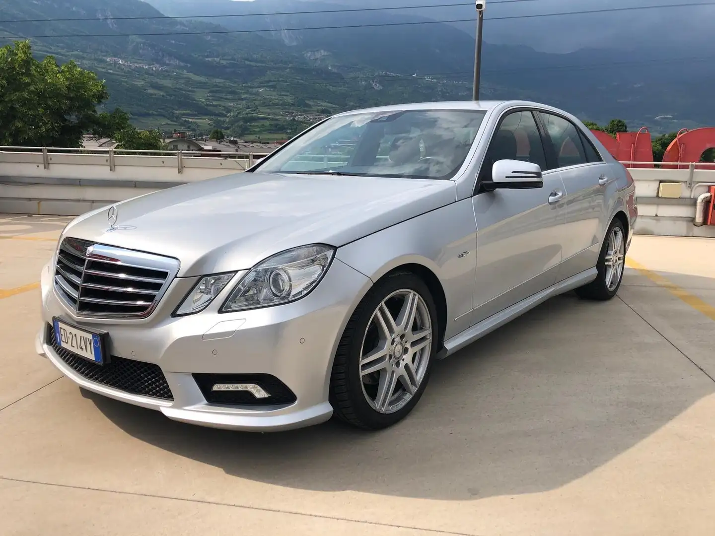 Mercedes-Benz E 350 E 350 cdi 4matic auto limusine Argent - 1