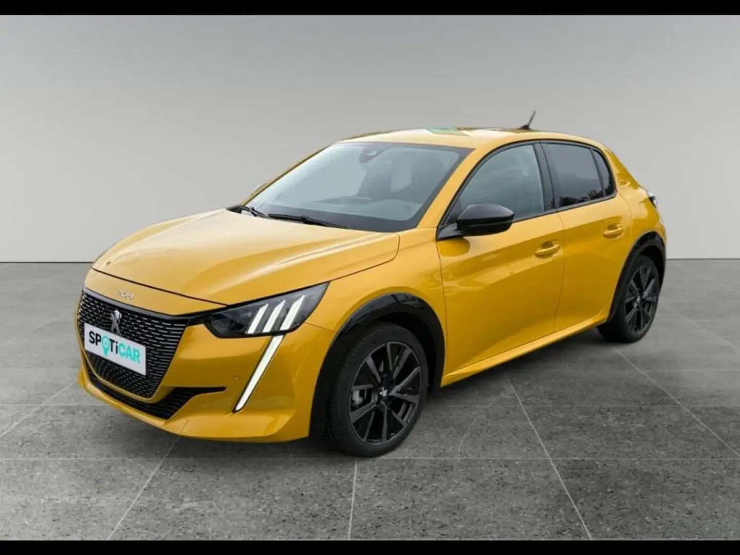 Peugeot 208 1.2 PureTech 100ch S\u0026S GT 118g Jaune - 1