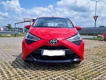 Aygo 1,0 VVT-i x x