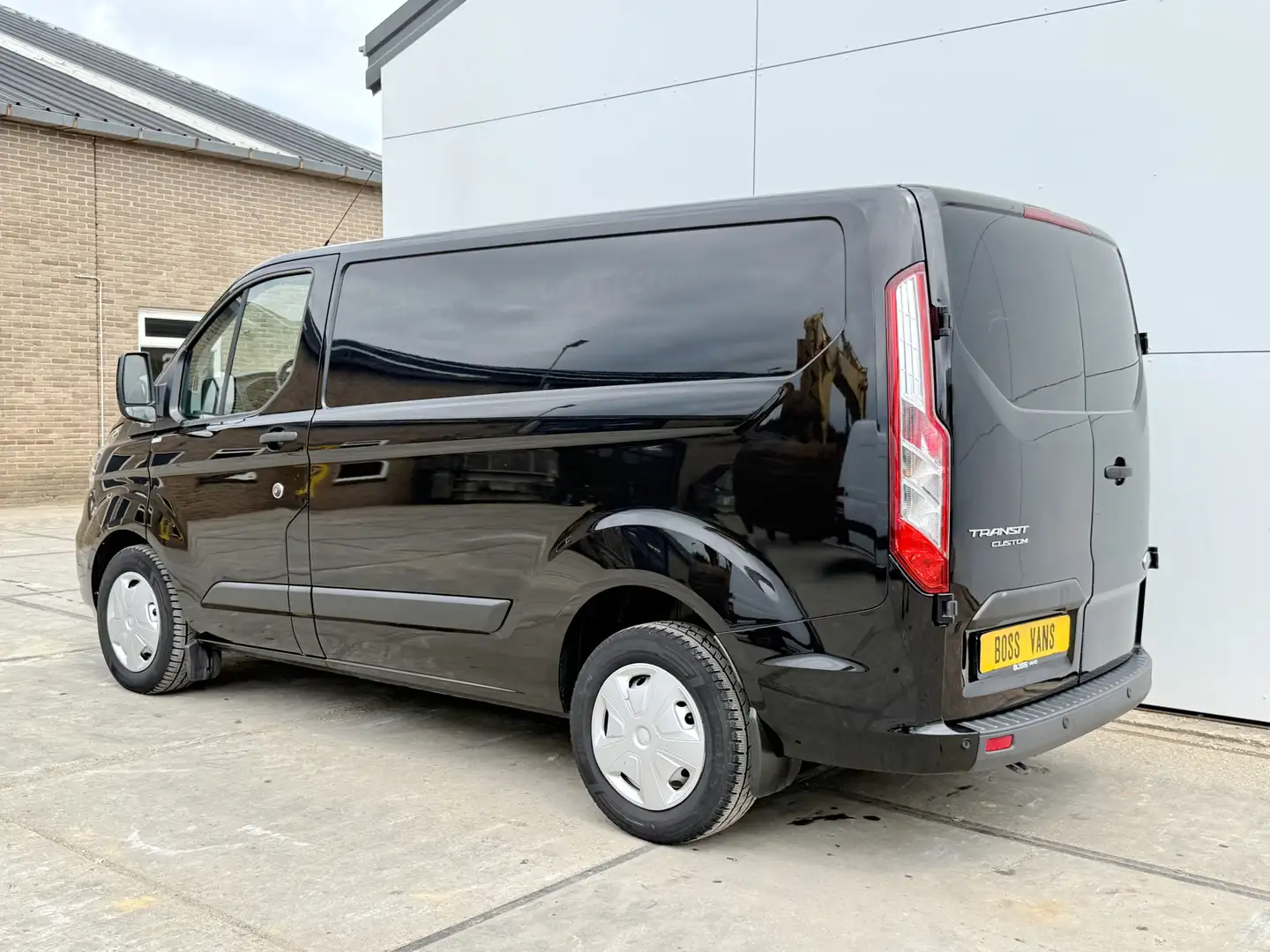 Ford Transit Custom 280 2.0 TDCi 130PK L1H1 Automaat LED Airco Cruise Zwart - 2