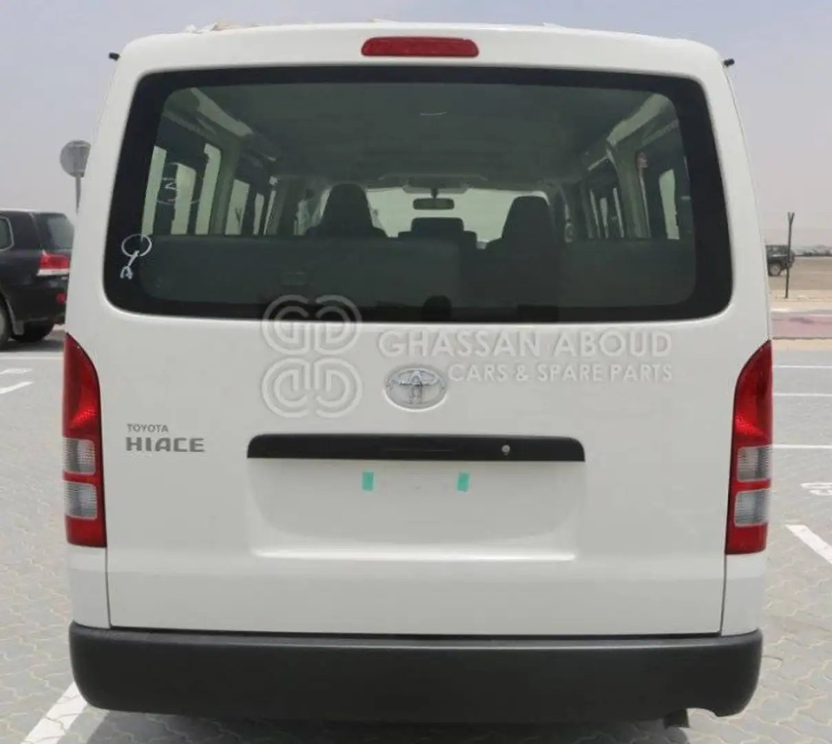 Toyota Hiace Std Roof 15 Seats 2.5L D EXPORT OUT EU ONLY Wit - 2