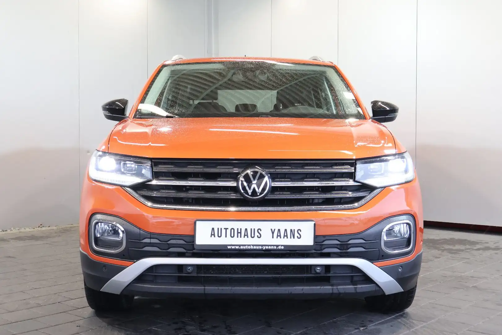 Volkswagen T-Cross 1.0 TSI Style AID+ACC+KAM+KEY+LED+18" Orange - 2