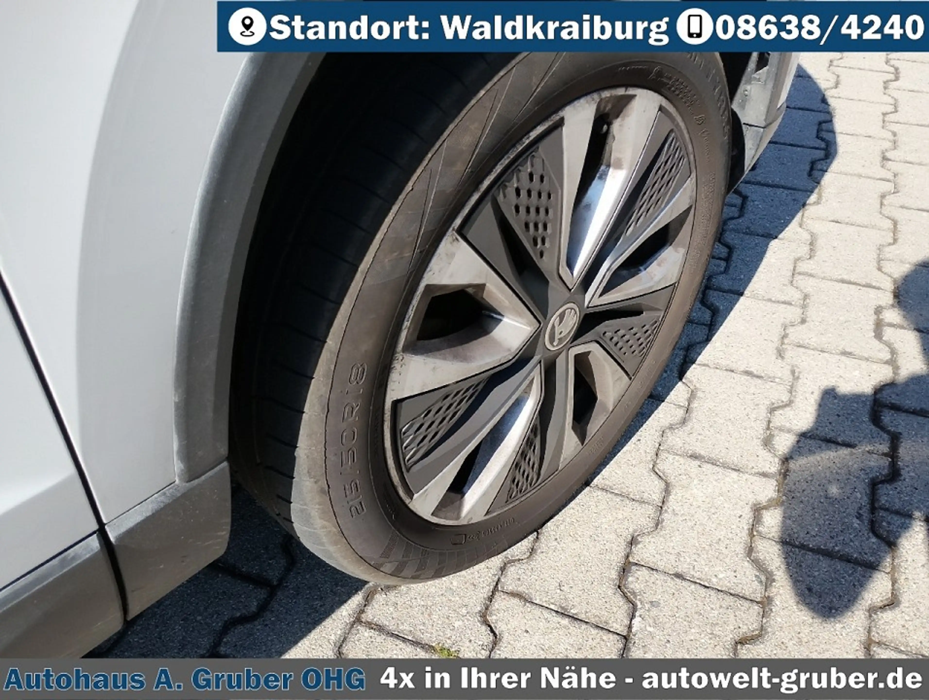 Skoda Karoq DSG+Kamera+Navi+LED+4Season+Stzhzg — photo 10