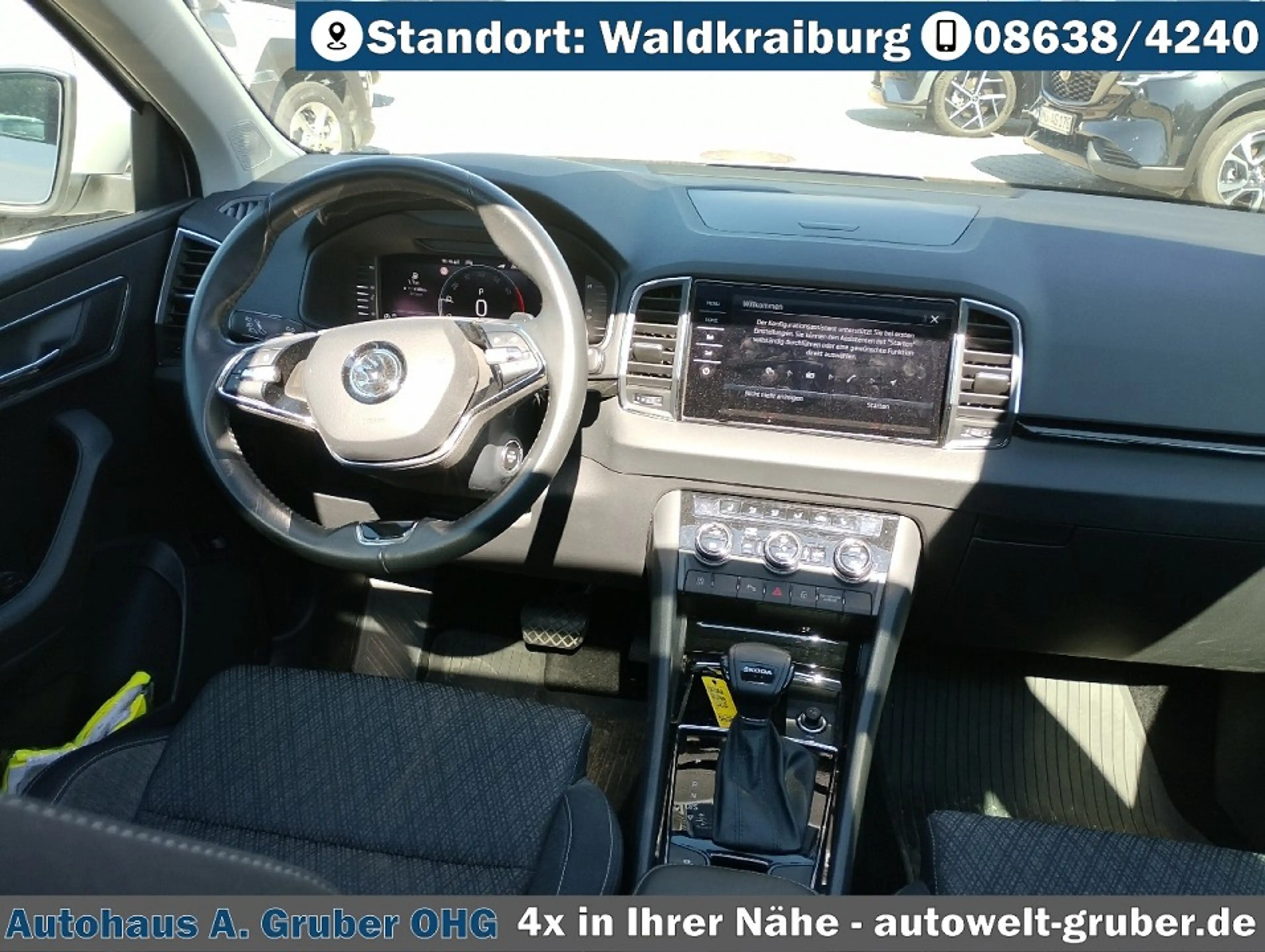 Skoda Karoq DSG+Kamera+Navi+LED+4Season+Stzhzg — photo 13