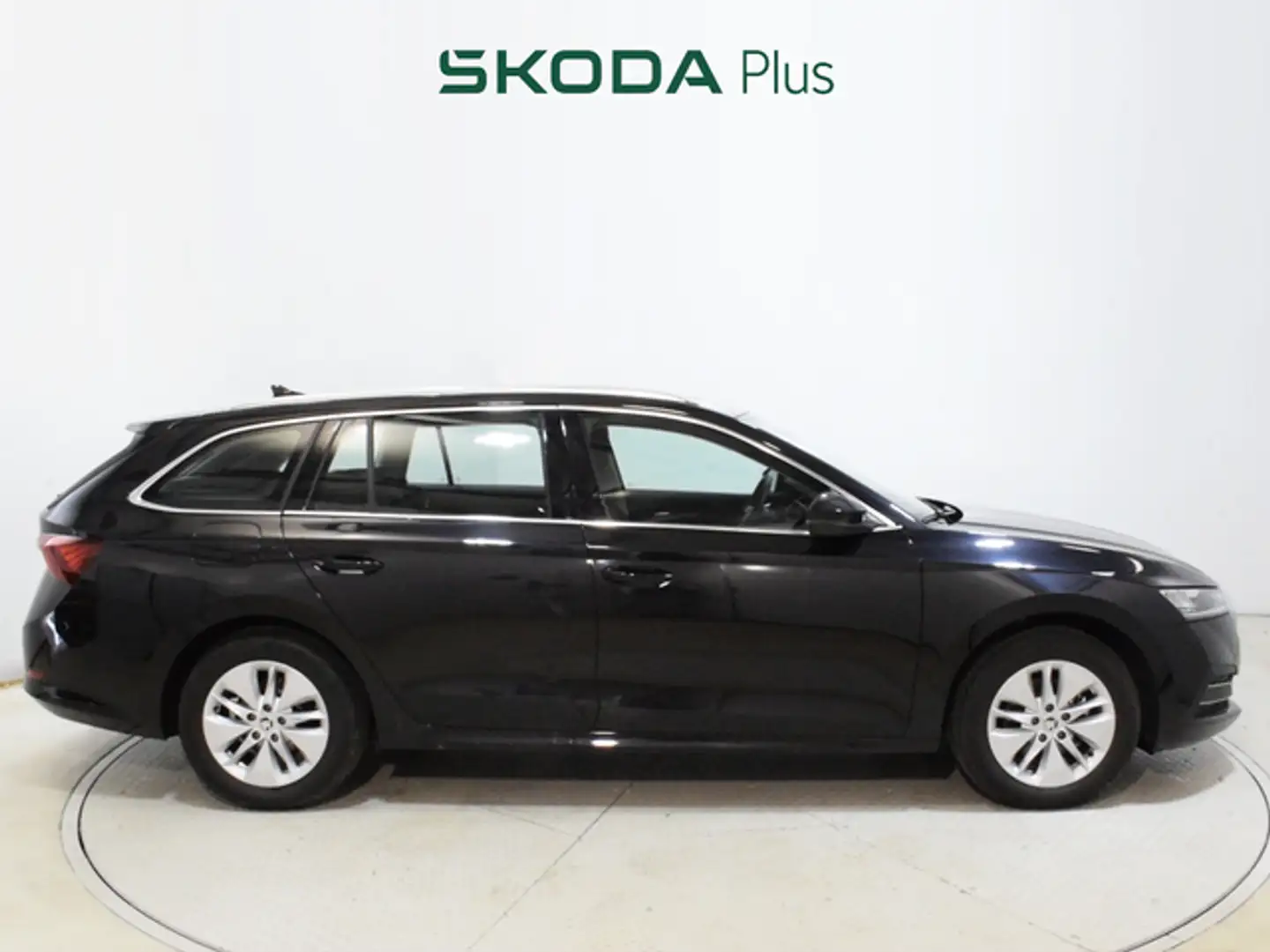 Skoda Octavia Combi 2.0TDI Ambition Plus 85kW Negro - 2