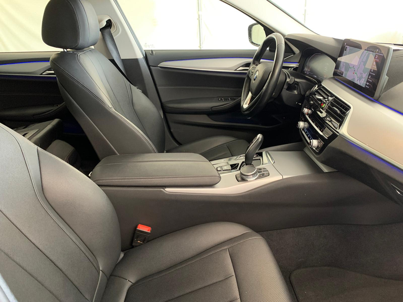 BMW 520 d T LEDER/COCKP-PRO/KAMERA/AHK — photo 3