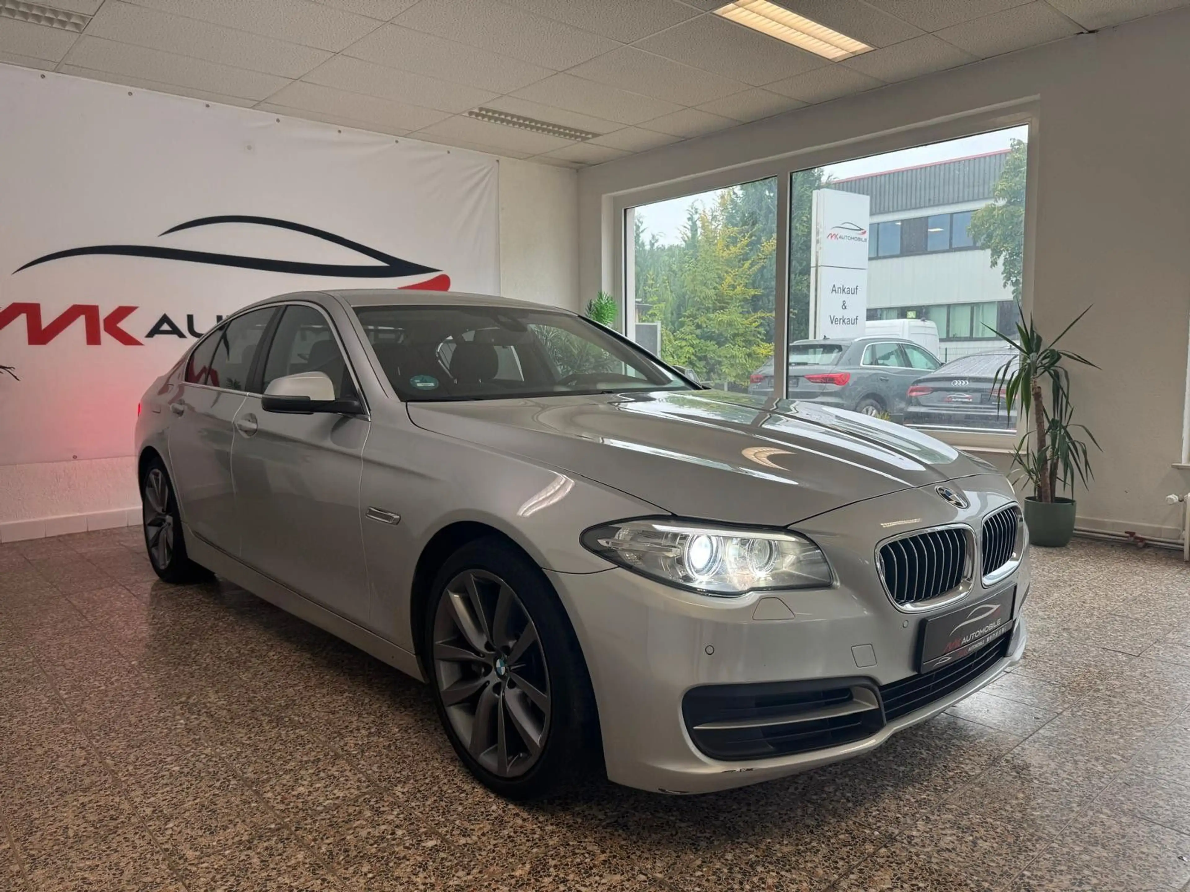 BMW 525 d Aut. Bi Xenon Navi Memory Tempomat PDC — photo 9