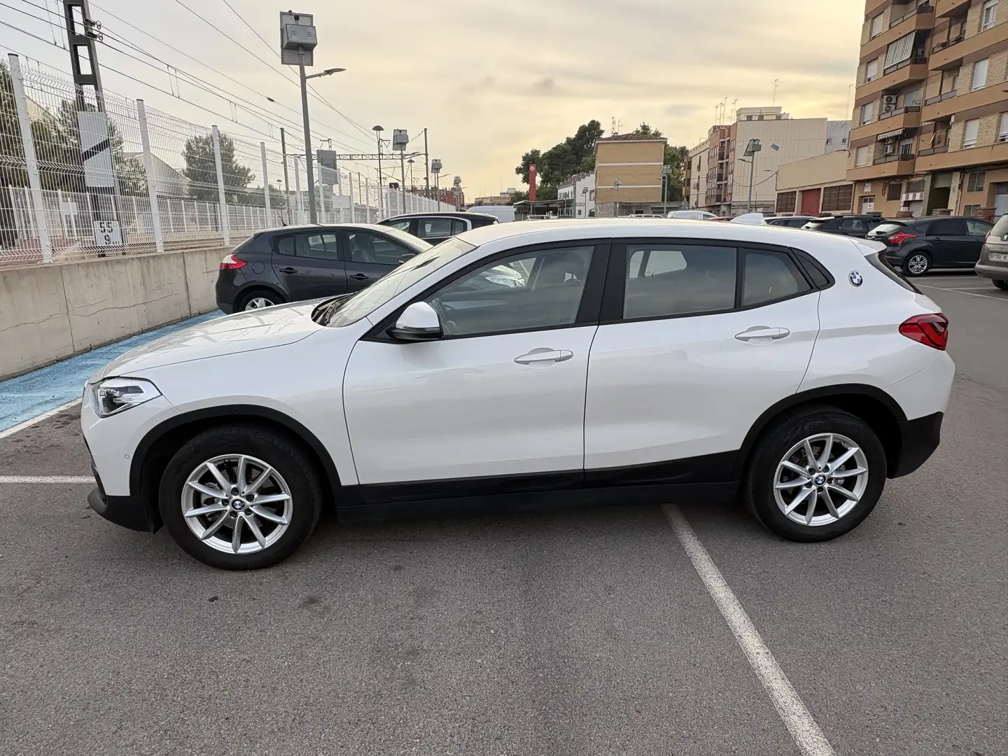 BMW X2 sDrive 18dA Advantage - 2