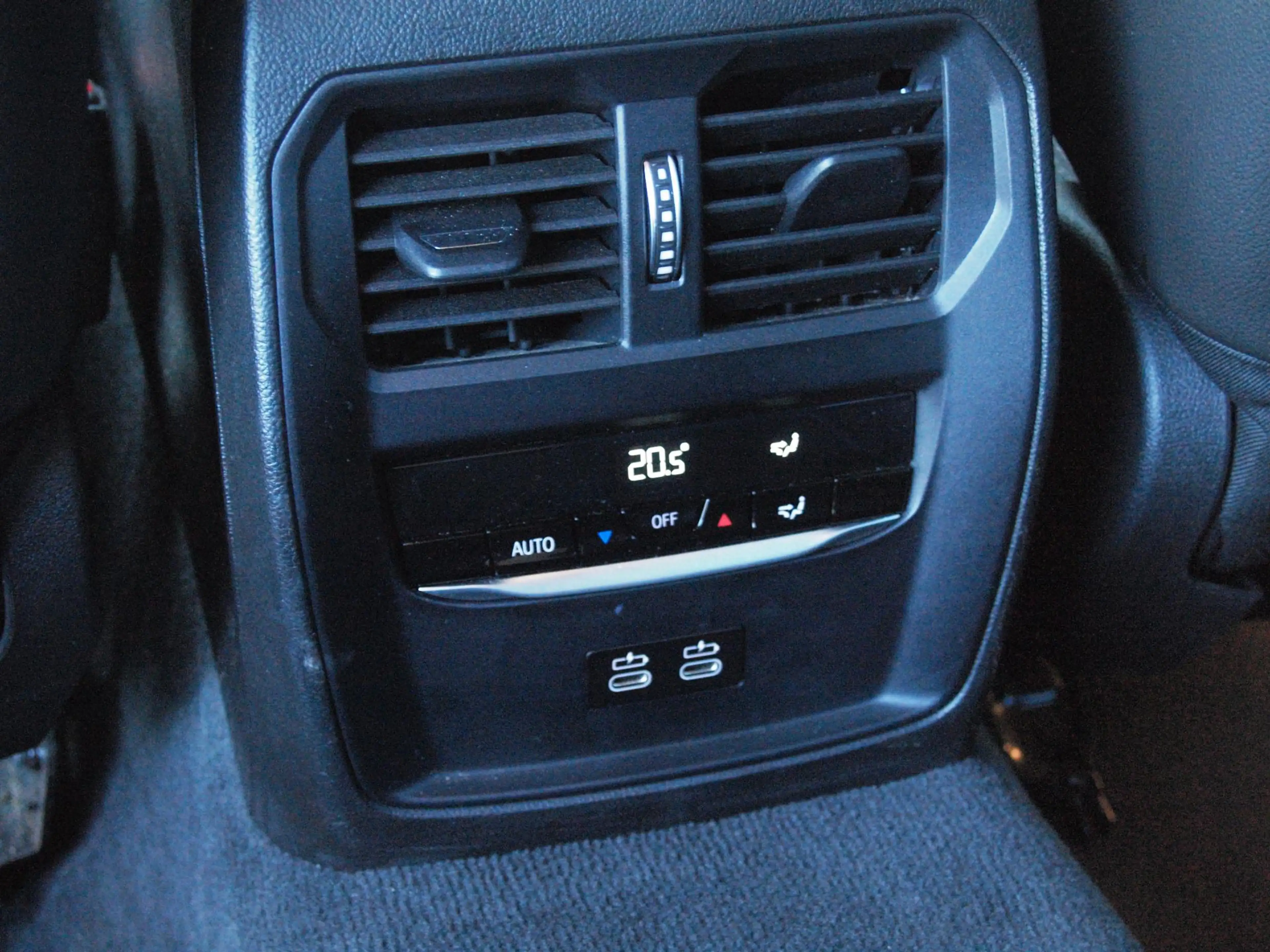 BMW 318 3-serie Touring 318i Business Edition Plus | Trekh — photo 28