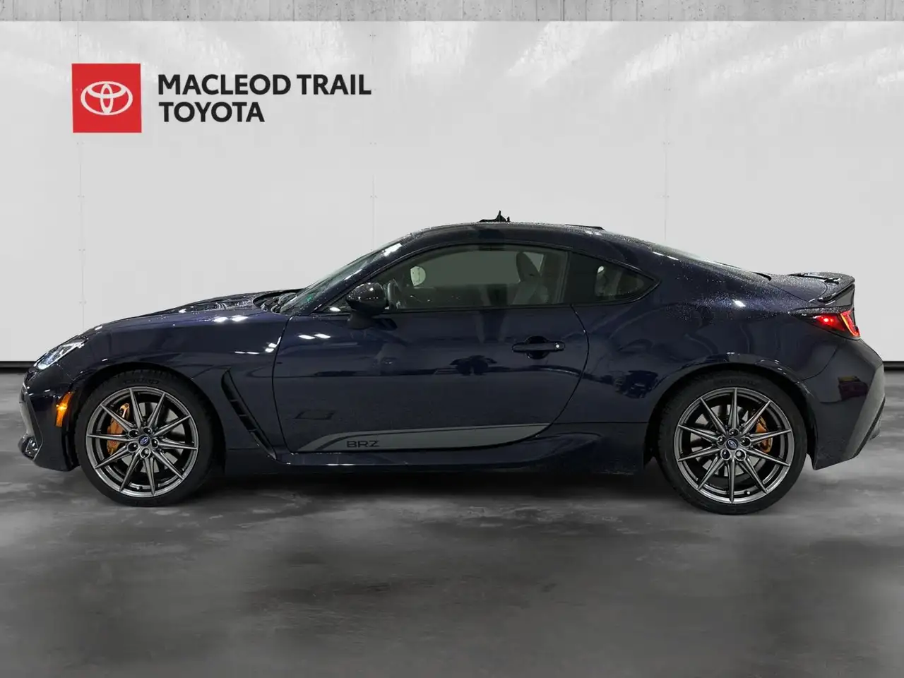 Subaru BRZ снимка Subaru BRZ