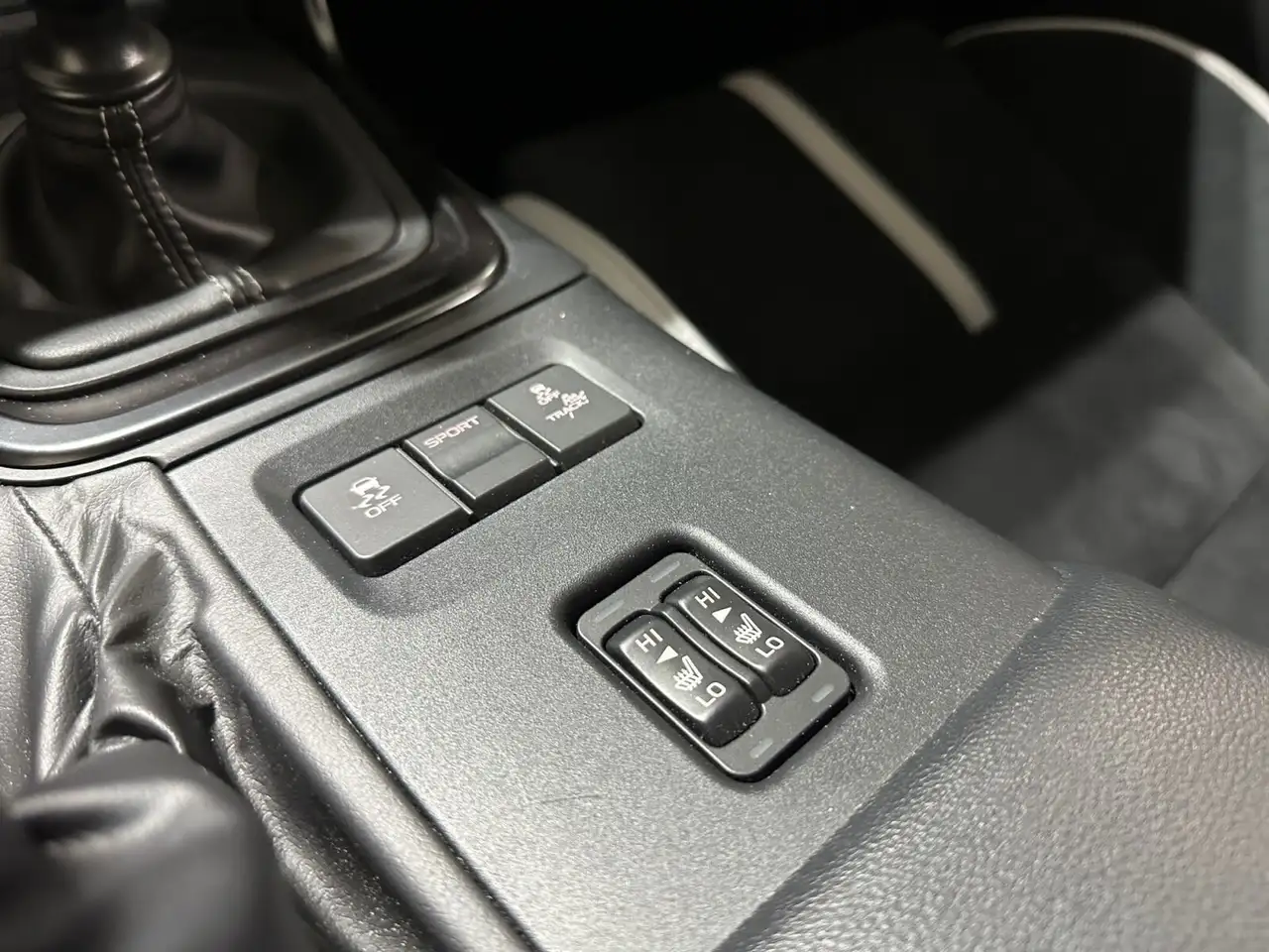 Subaru BRZ снимка Subaru BRZ