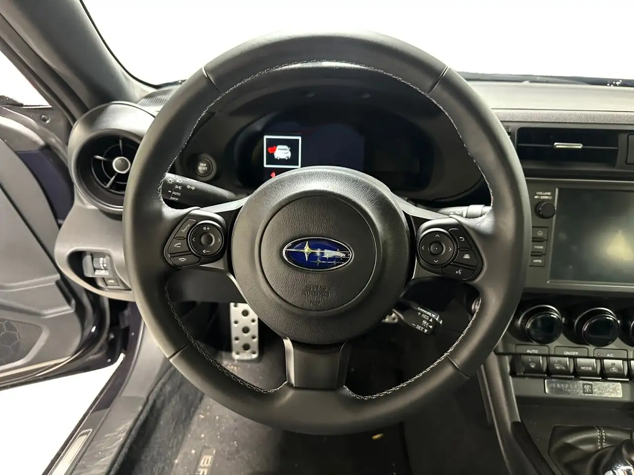 Subaru BRZ снимка Subaru BRZ