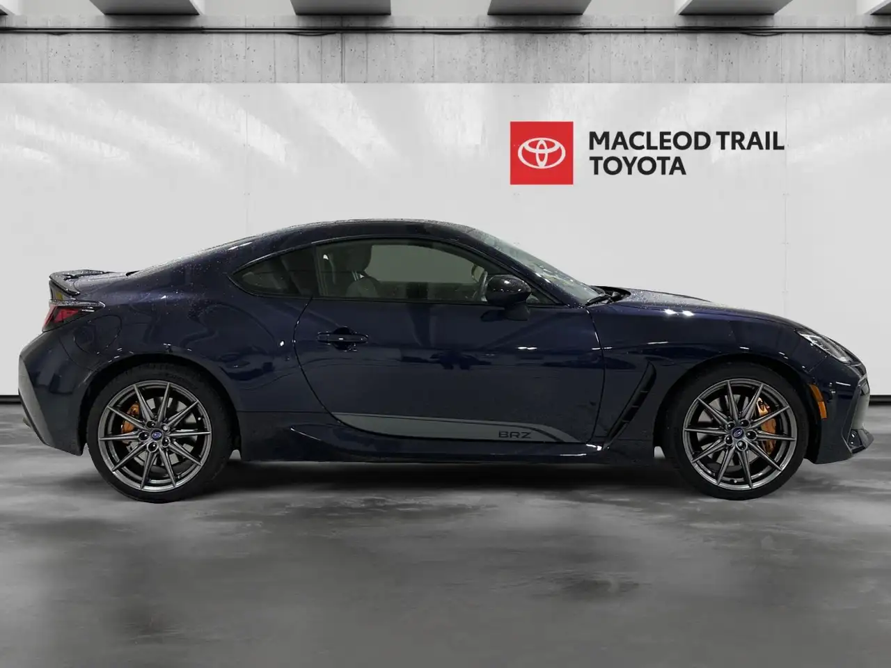 Subaru BRZ снимка Subaru BRZ