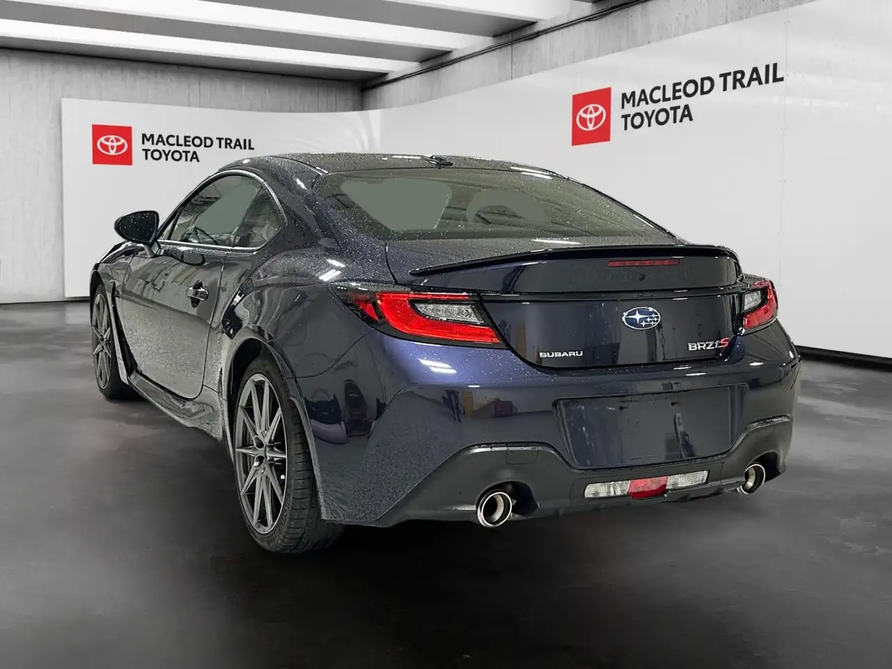 Subaru BRZ снимка Subaru BRZ