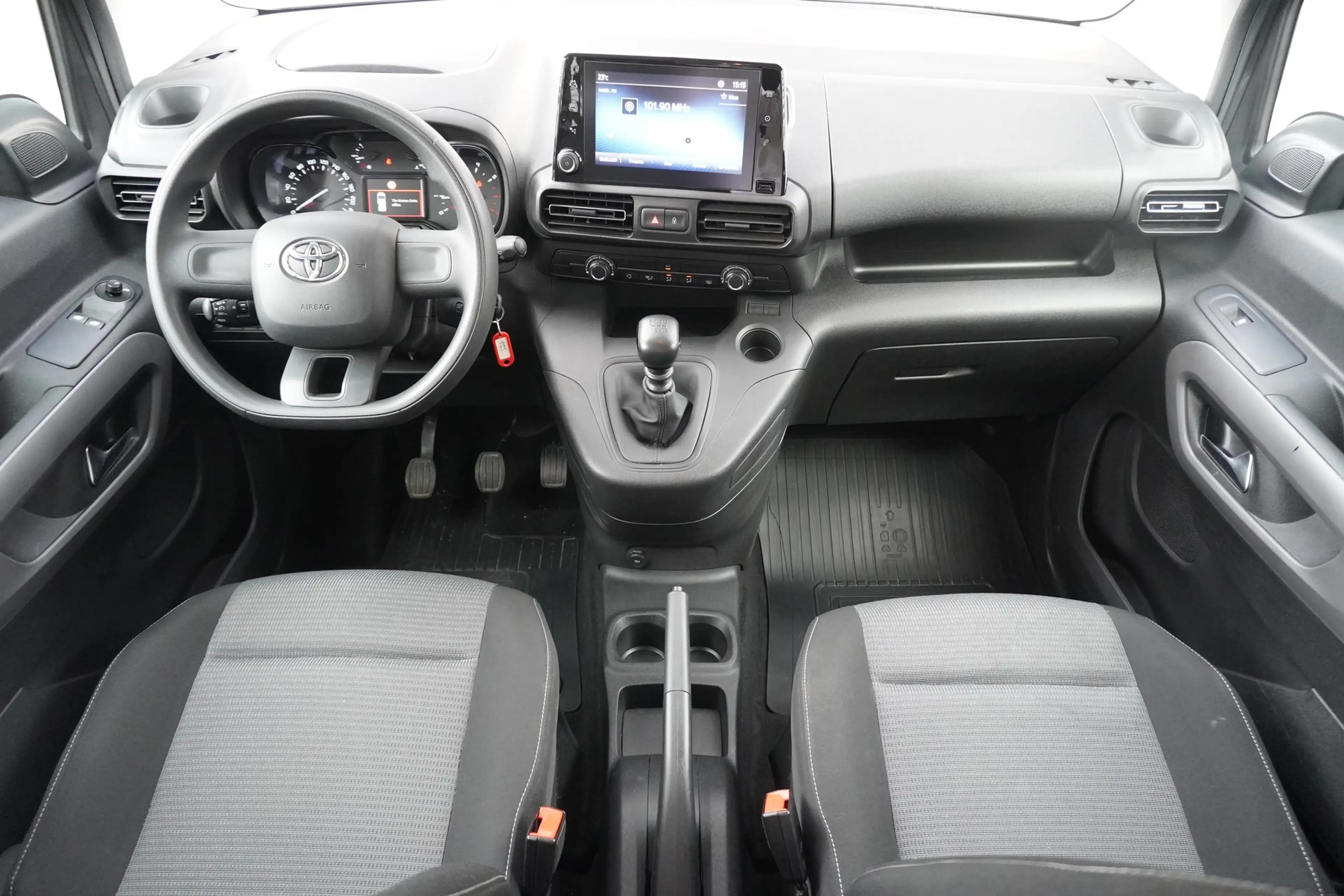 Toyota Proace City Verso 1.2 L1 Shuttle AHK Tempomat — photo 10