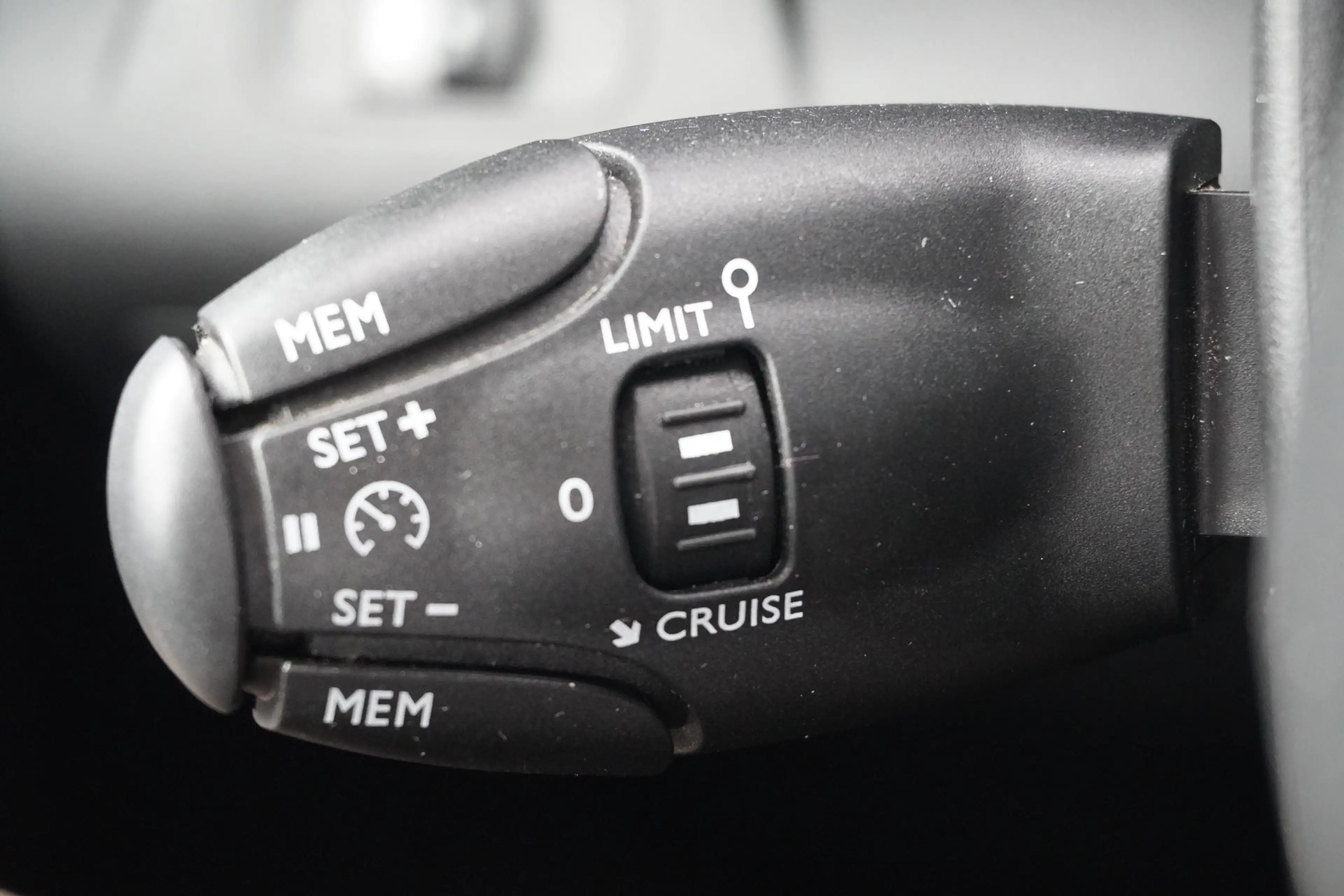 Toyota Proace City Verso 1.2 L1 Shuttle AHK Tempomat — photo 15