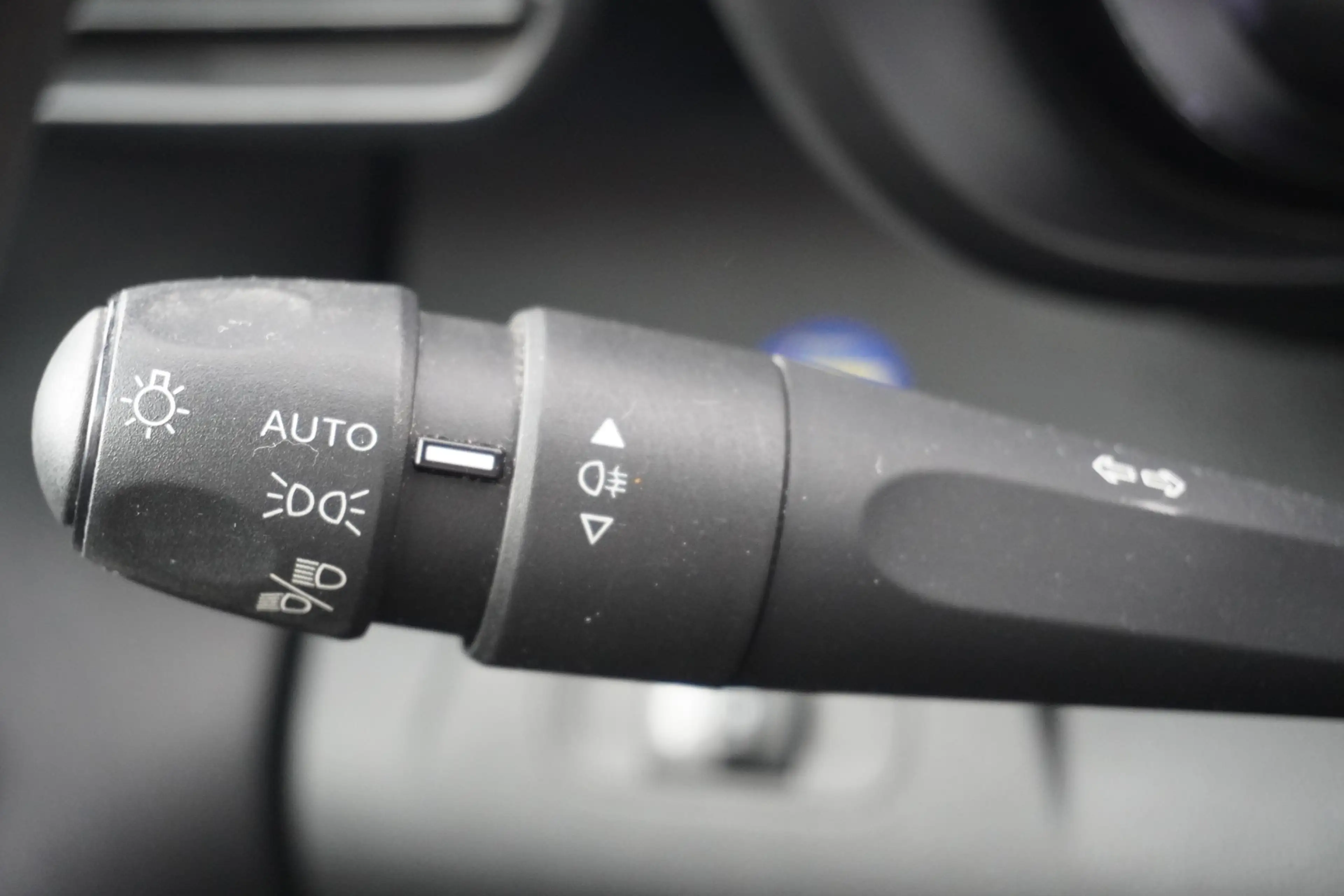Toyota Proace City Verso 1.2 L1 Shuttle AHK Tempomat — photo 14