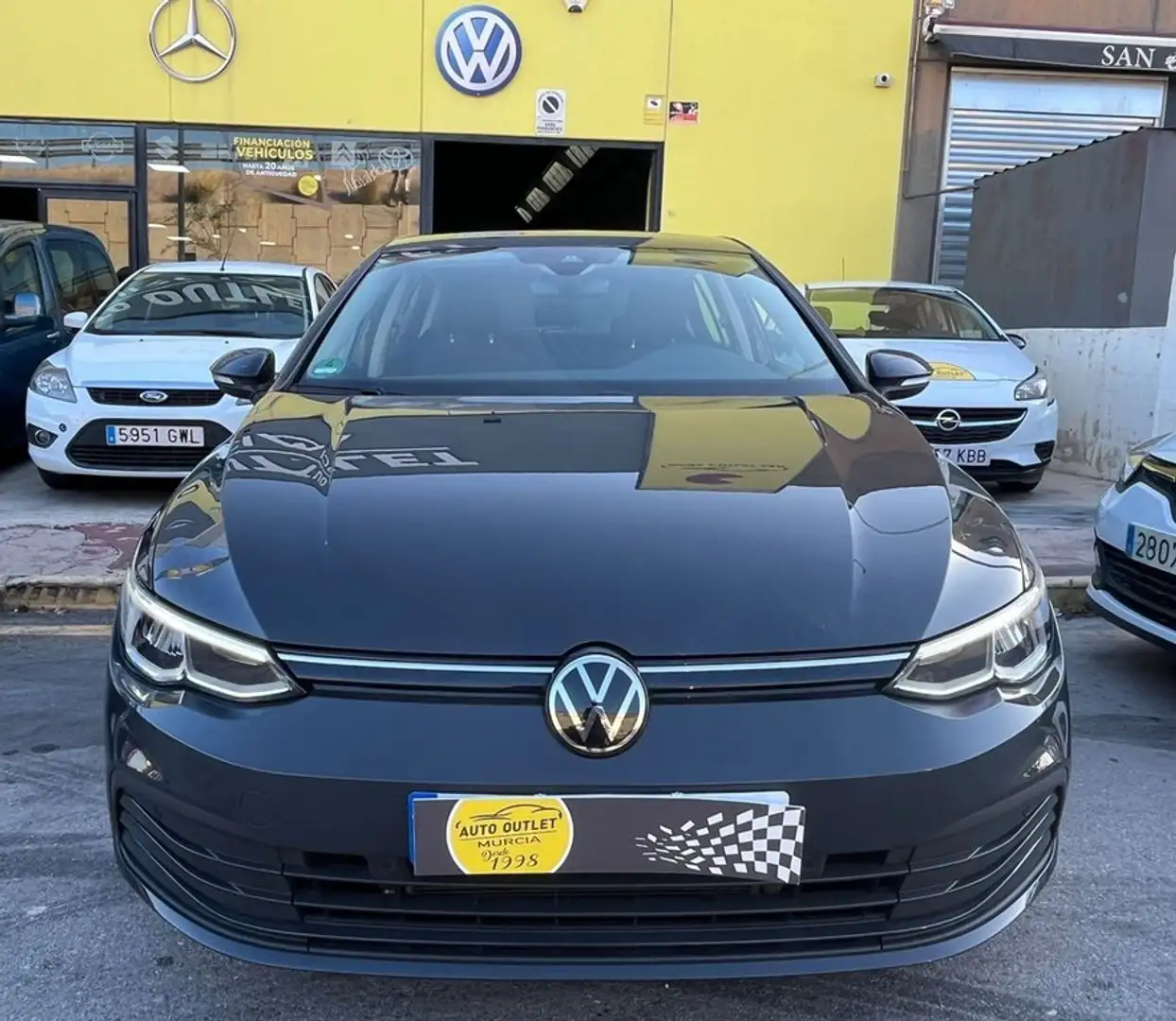 Volkswagen Golf 2.0TDI 85kW Gris - 2