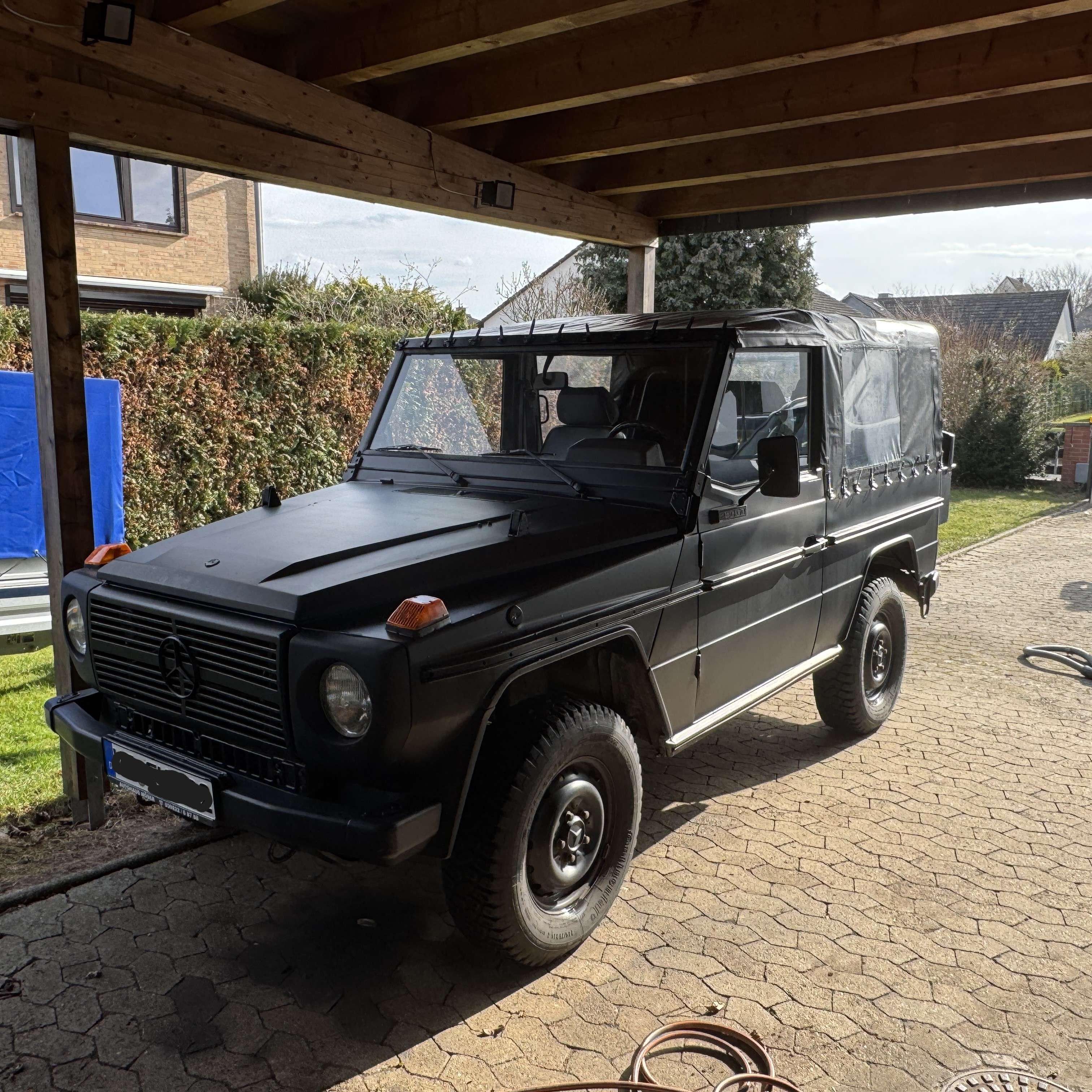 Second hand Mercedes Benz G-Class 250 gd