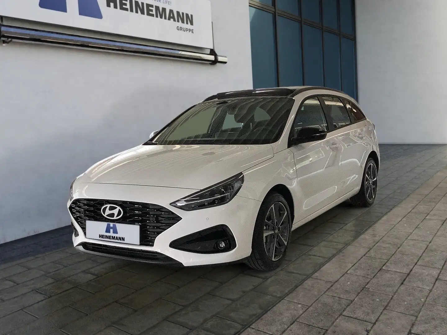 Hyundai i30 Kombi 140PS|Pano|RFK|SHZ|Klima|NAVI Weiß - 1