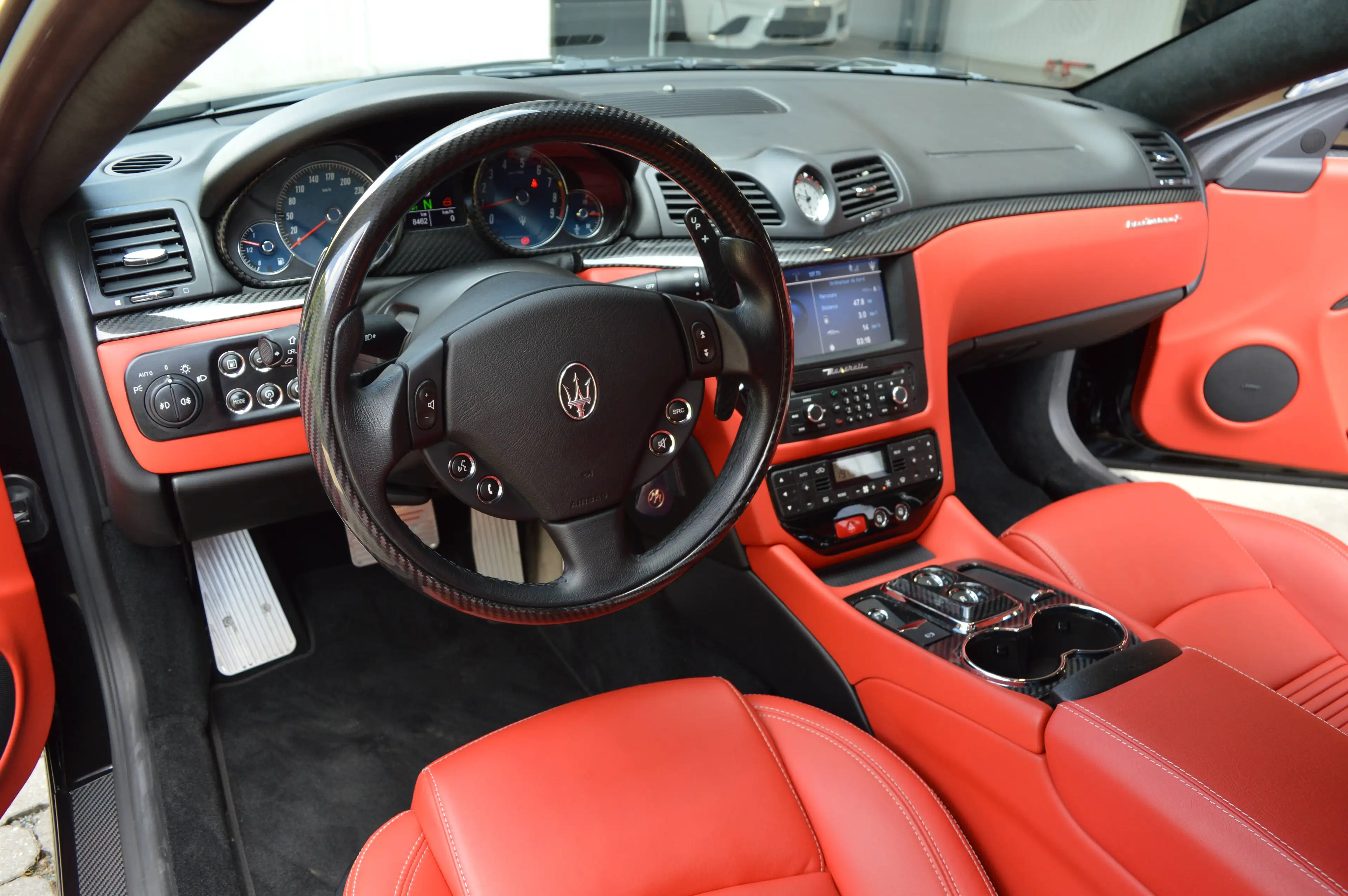 Maserati GranTurismo Sport MC Sportline 4.7i V8 Automatic - 8.500 km !! — photo 11