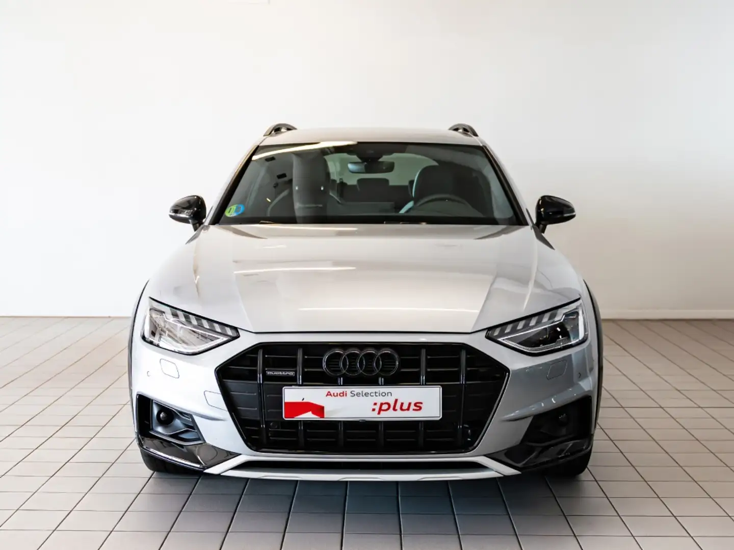 Audi A4 allroad 40 TDI Heritage Edition quattro-ultra S-Tronic Plateado - 2