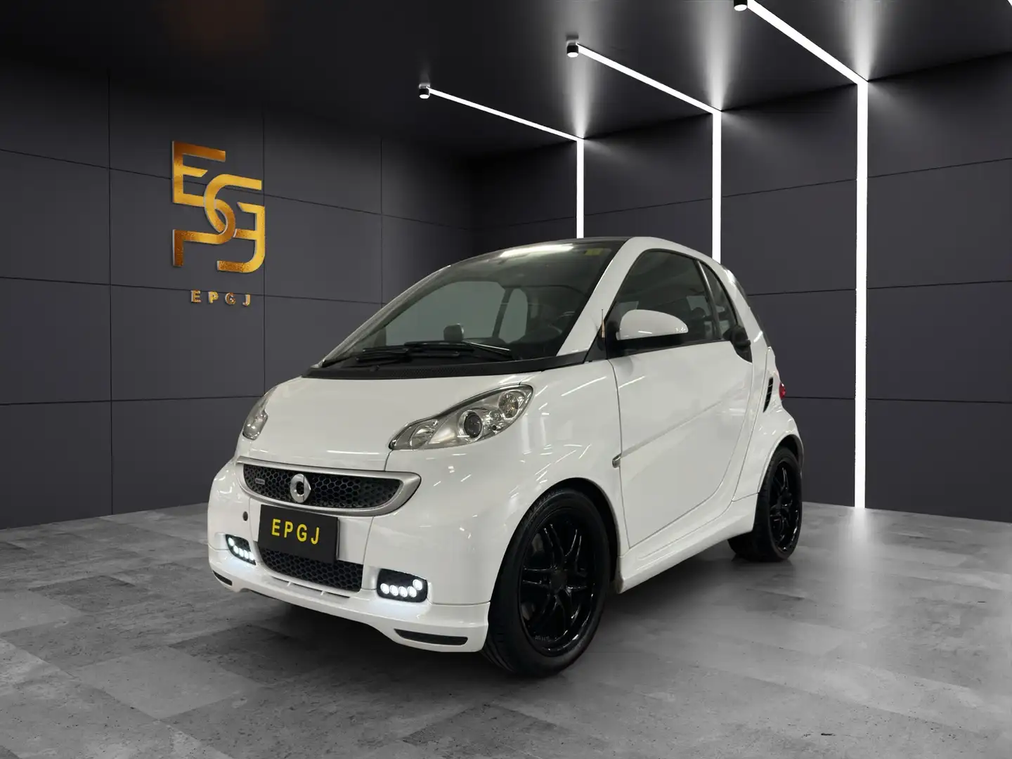 smart forTwo 1.0 Brabus Xclusive 102cv Blanc - 1