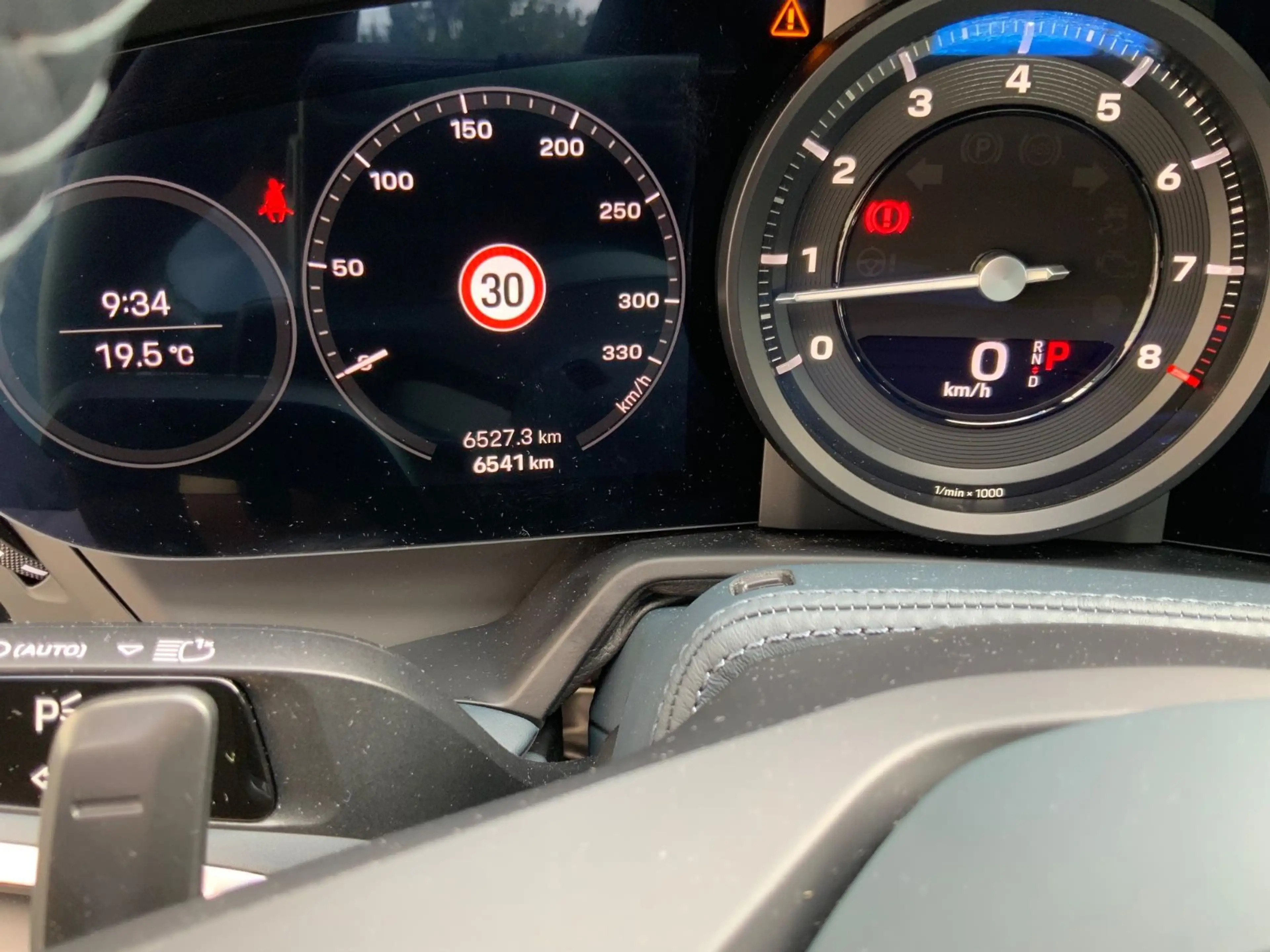 Porsche 992 911 Targa 4 SportDesign/Chrono/LederBlau/Inno — photo 14