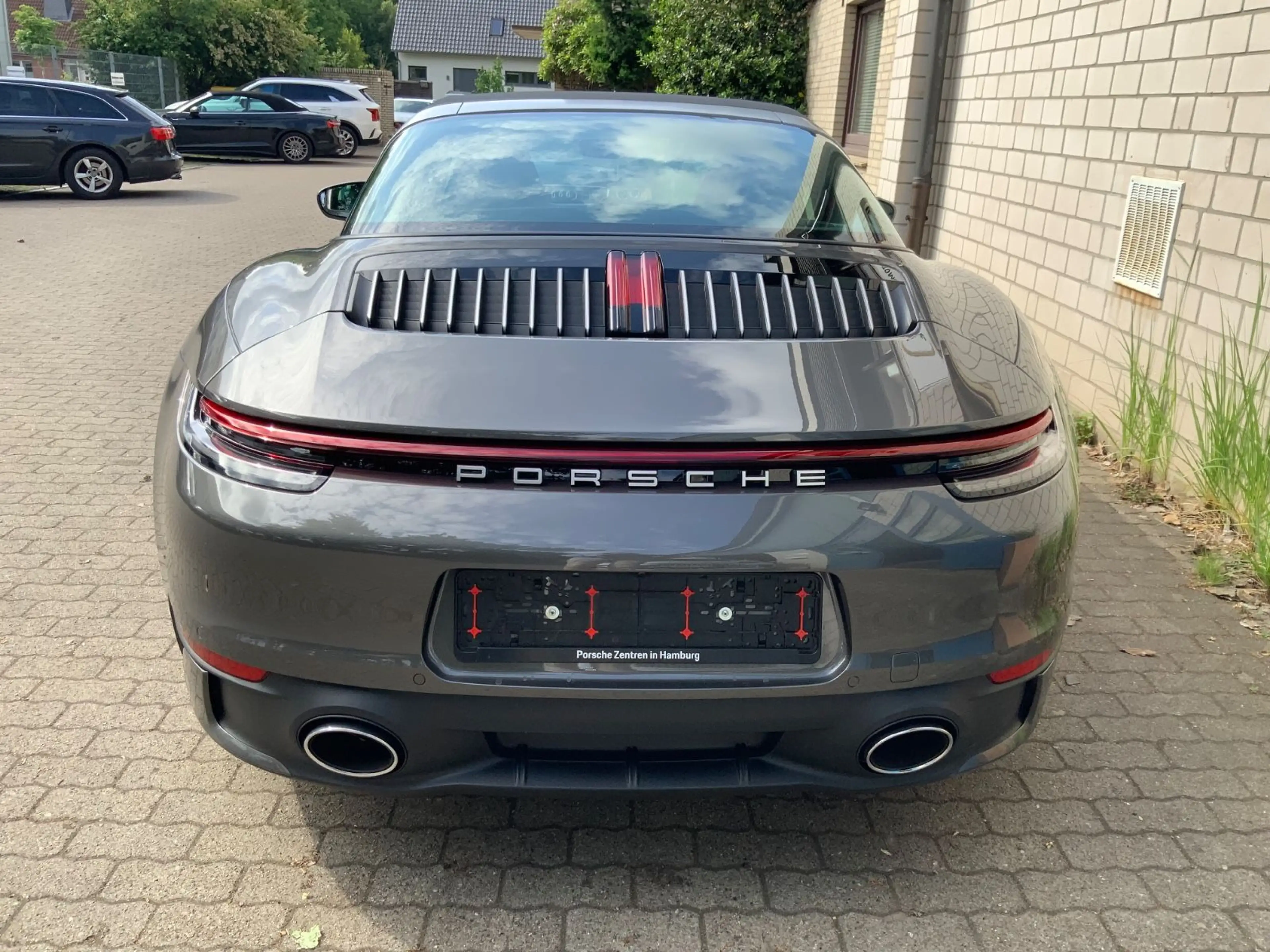 Porsche 992 911 Targa 4 SportDesign/Chrono/LederBlau/Inno — photo 8