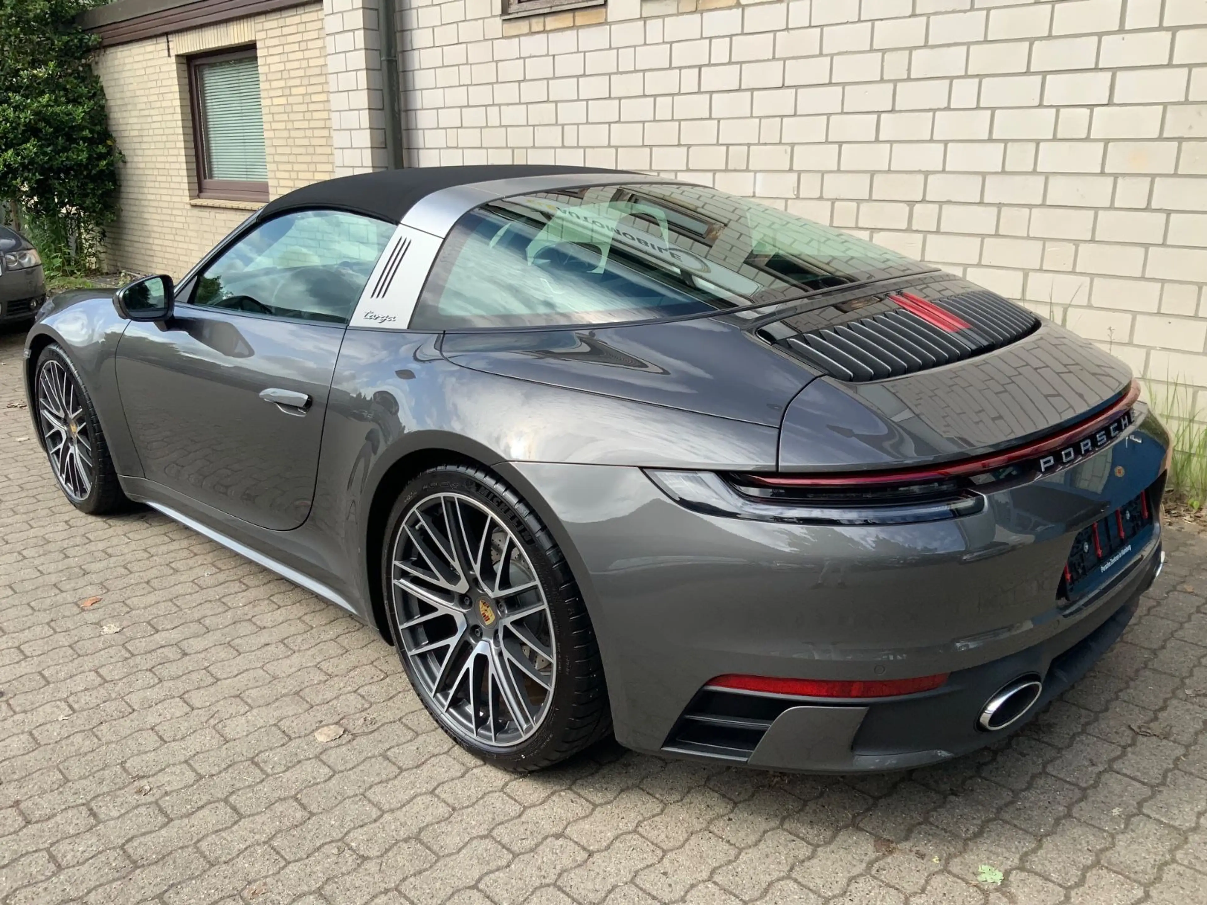 Porsche 992 911 Targa 4 SportDesign/Chrono/LederBlau/Inno — photo 2
