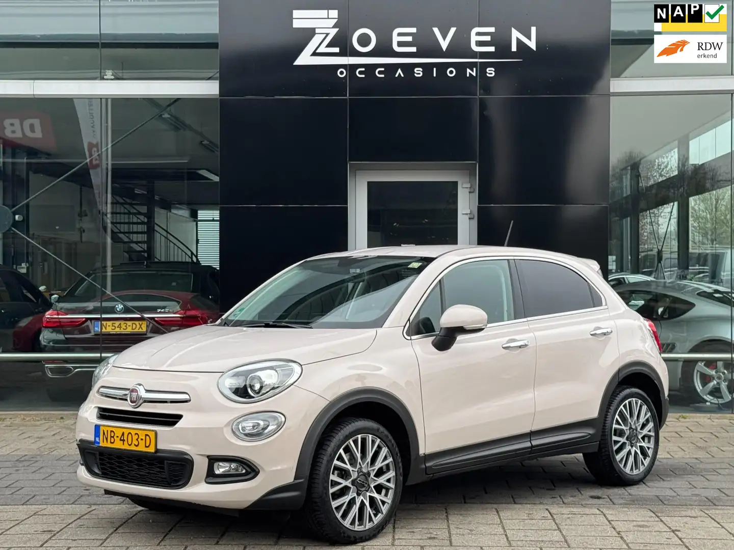 Fiat 500X 1.4 Turbo MultiAir Lounge Grijs - 1