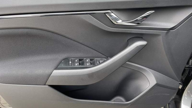 Skoda Scala 1.5 TSI DSG Edition Alu 16" LED PDC RFK — photo 6