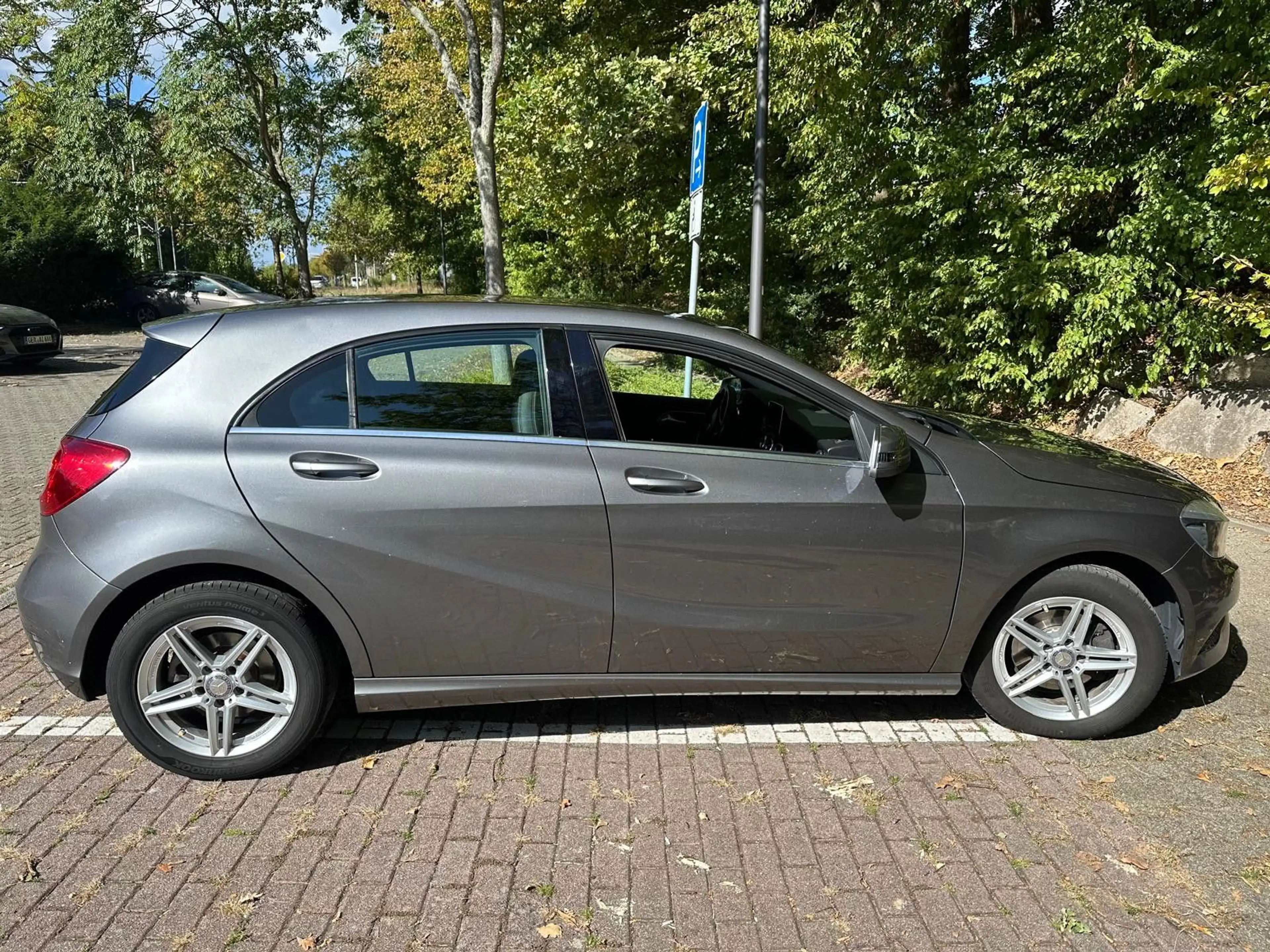 Mercedes-Benz A 180 A A 180 BlueEfficiency — photo 5