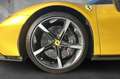 Ferrari SF90 Spider voll Carbon*Lift*Racing-Sitze*JBL* Gelb - thumbnail 20