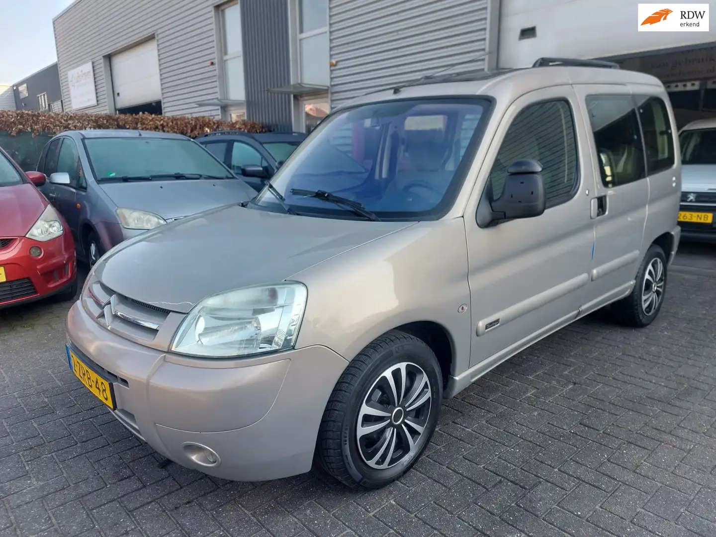 Citroen Berlingo 1.6i Multispace Petit Paradis 5 deurs + geregelde Gelb - 1