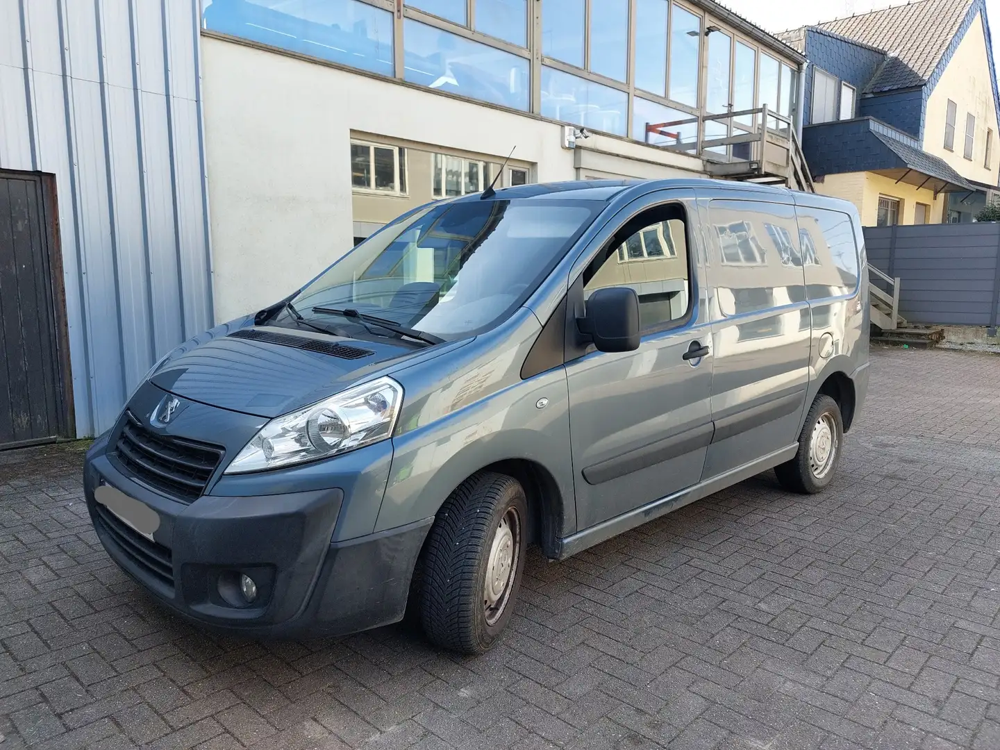 Peugeot Expert 1.6 HDi 227 L1H1 Gris - 1