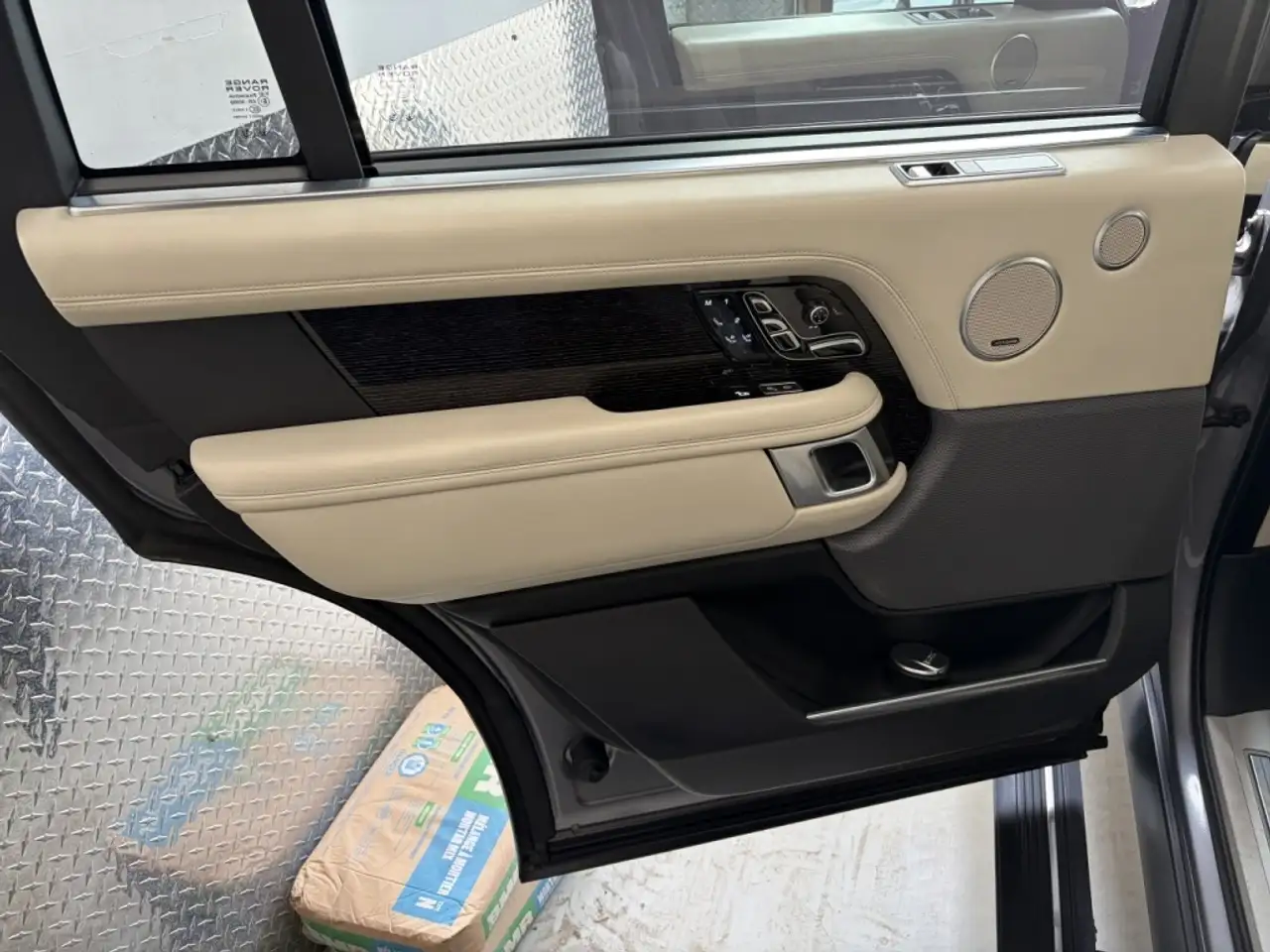 Land Rover Range Rover снимка Land Rover Range Rover