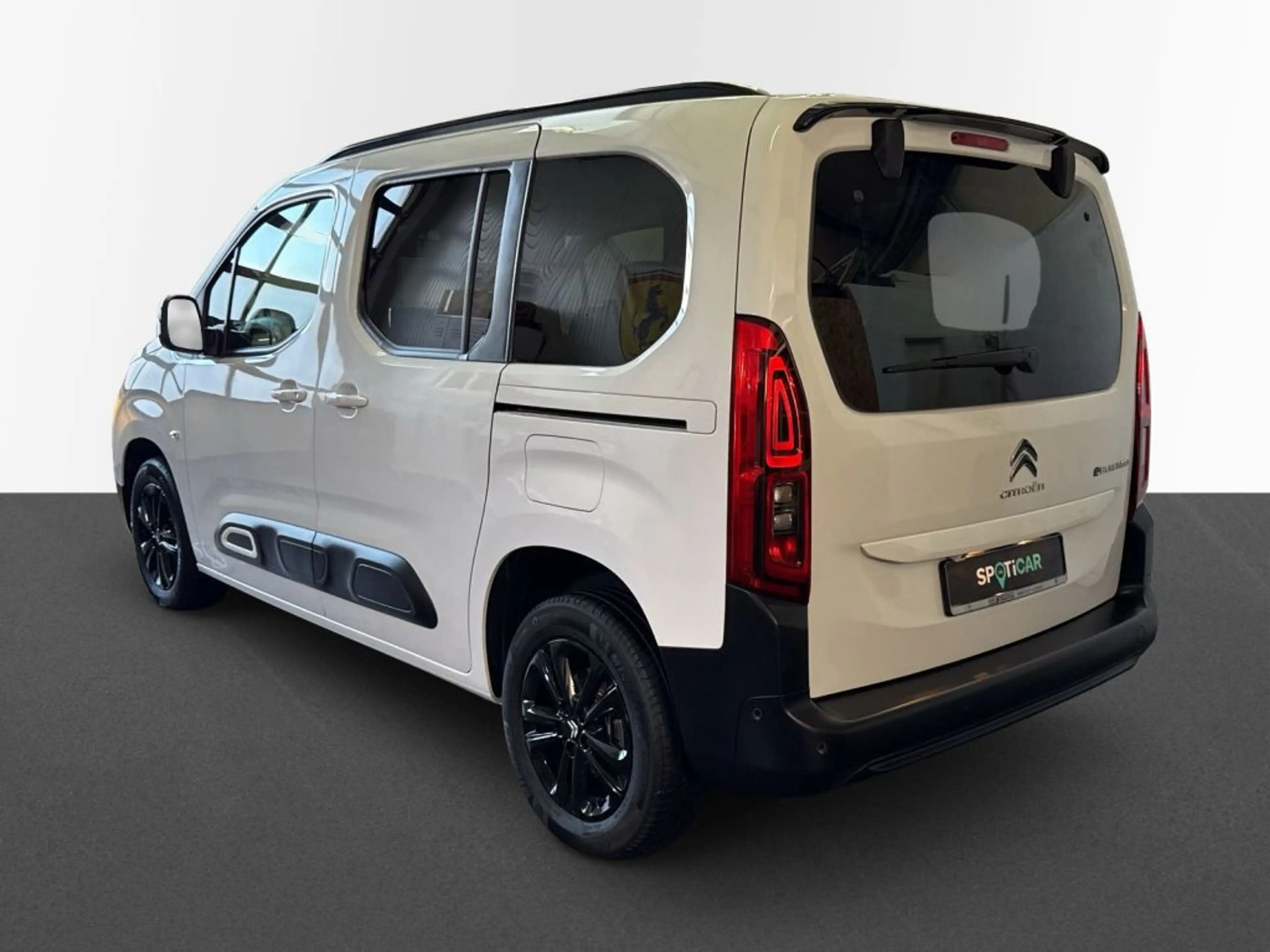 Citroen Berlingo ë-Berlingo M Elektromotor 136 SHINE — photo 7