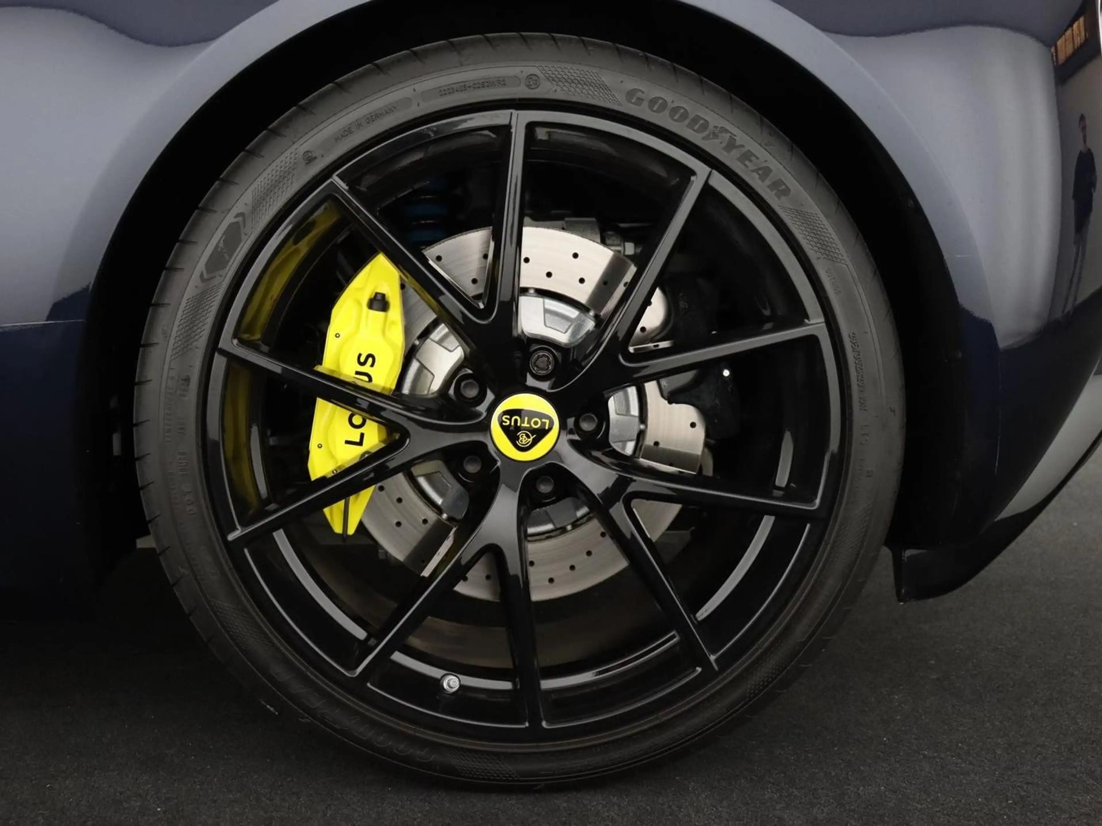 Lotus Emira Emira 2.0 Turbo SE SE — photo 10