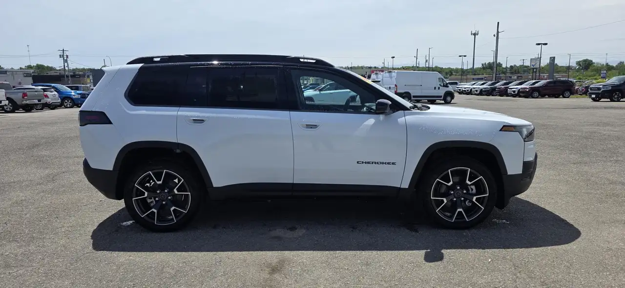 Jeep Cherokee photo Jeep Cherokee