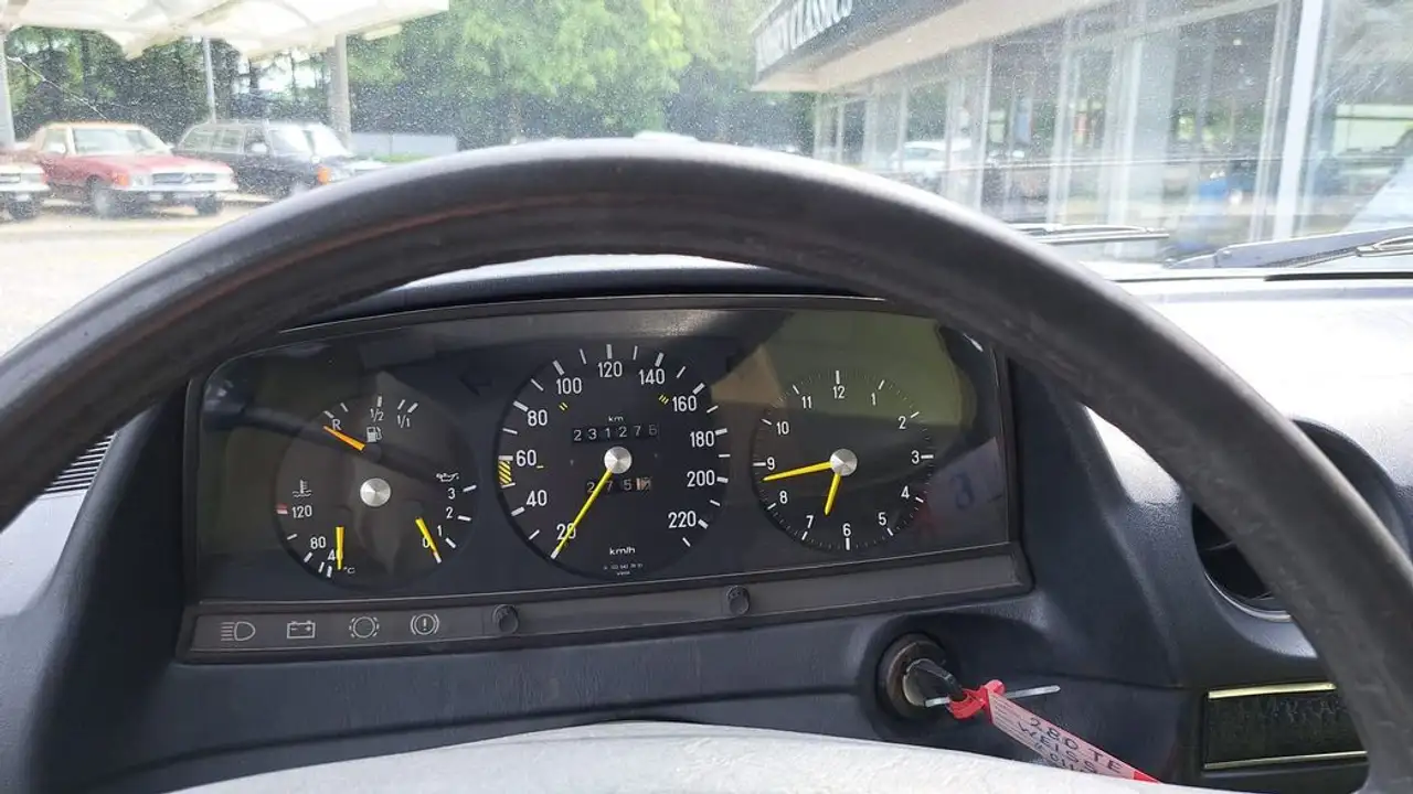 Mercedes-Benz 280 TE Automatik / Schiebedach TOP, foto 8